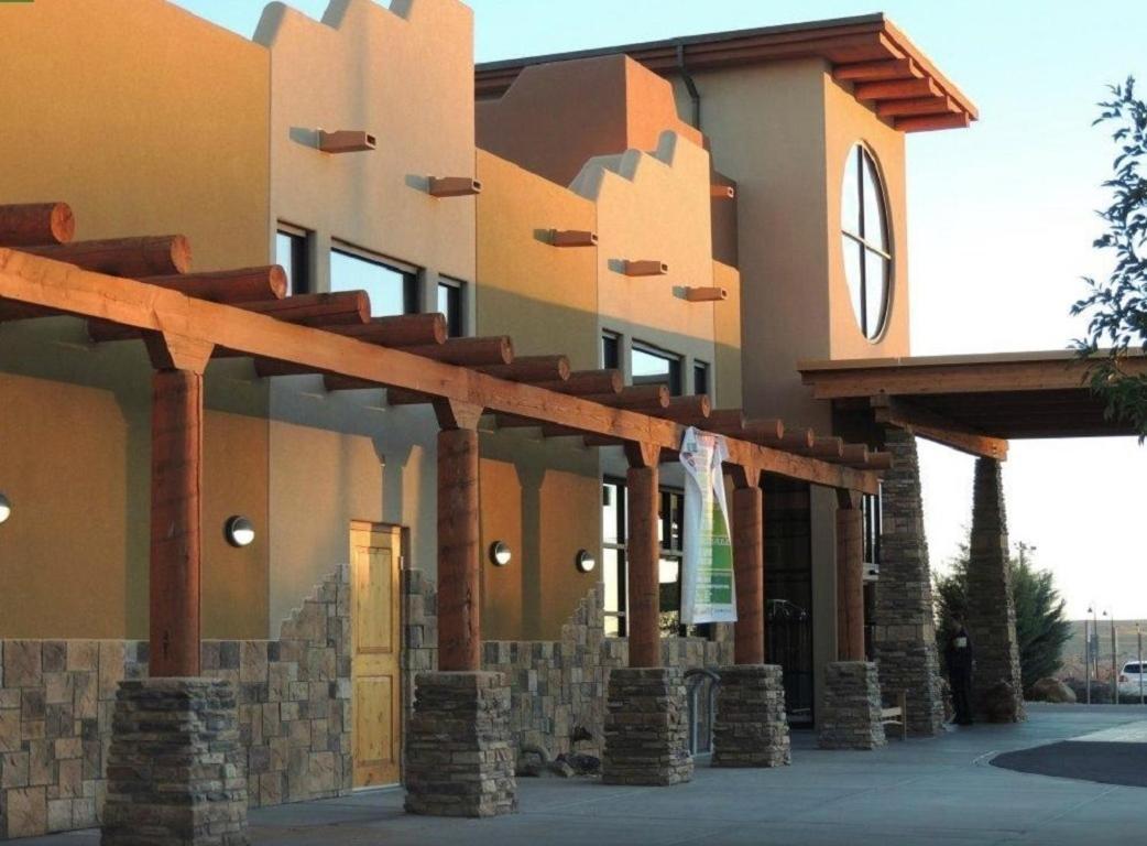 Moenkopi Legacy Inn & Suites photo 11