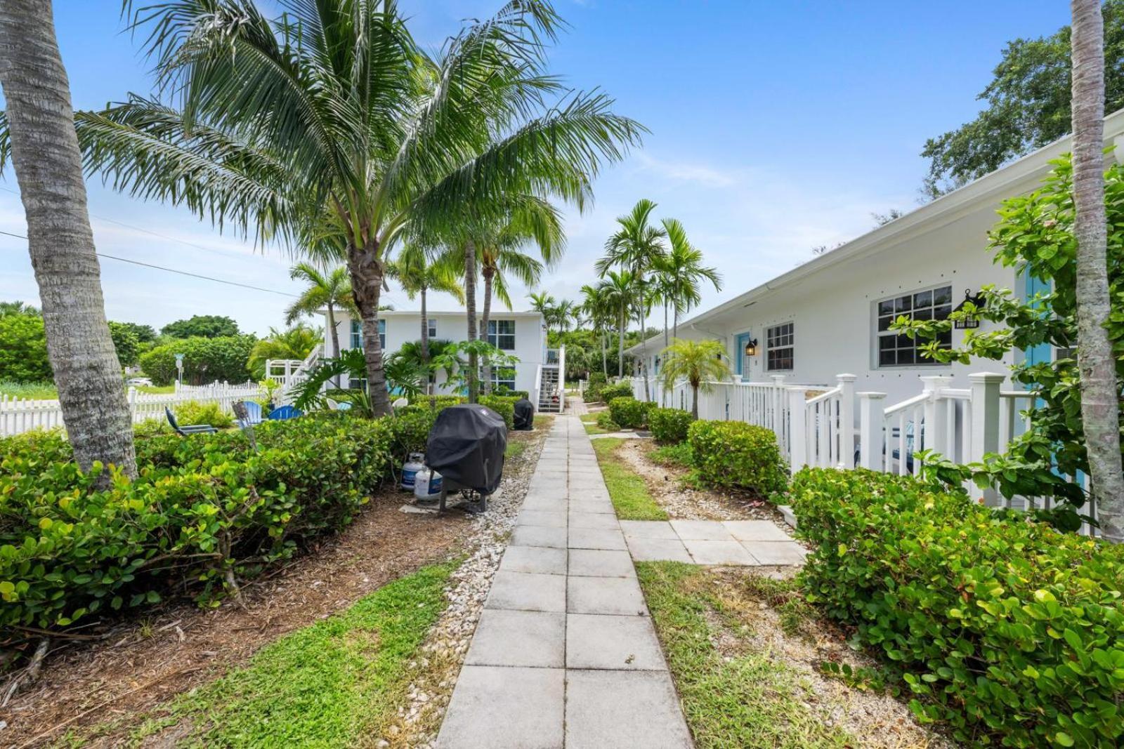 Seahorse Beach Bungalows photo 8