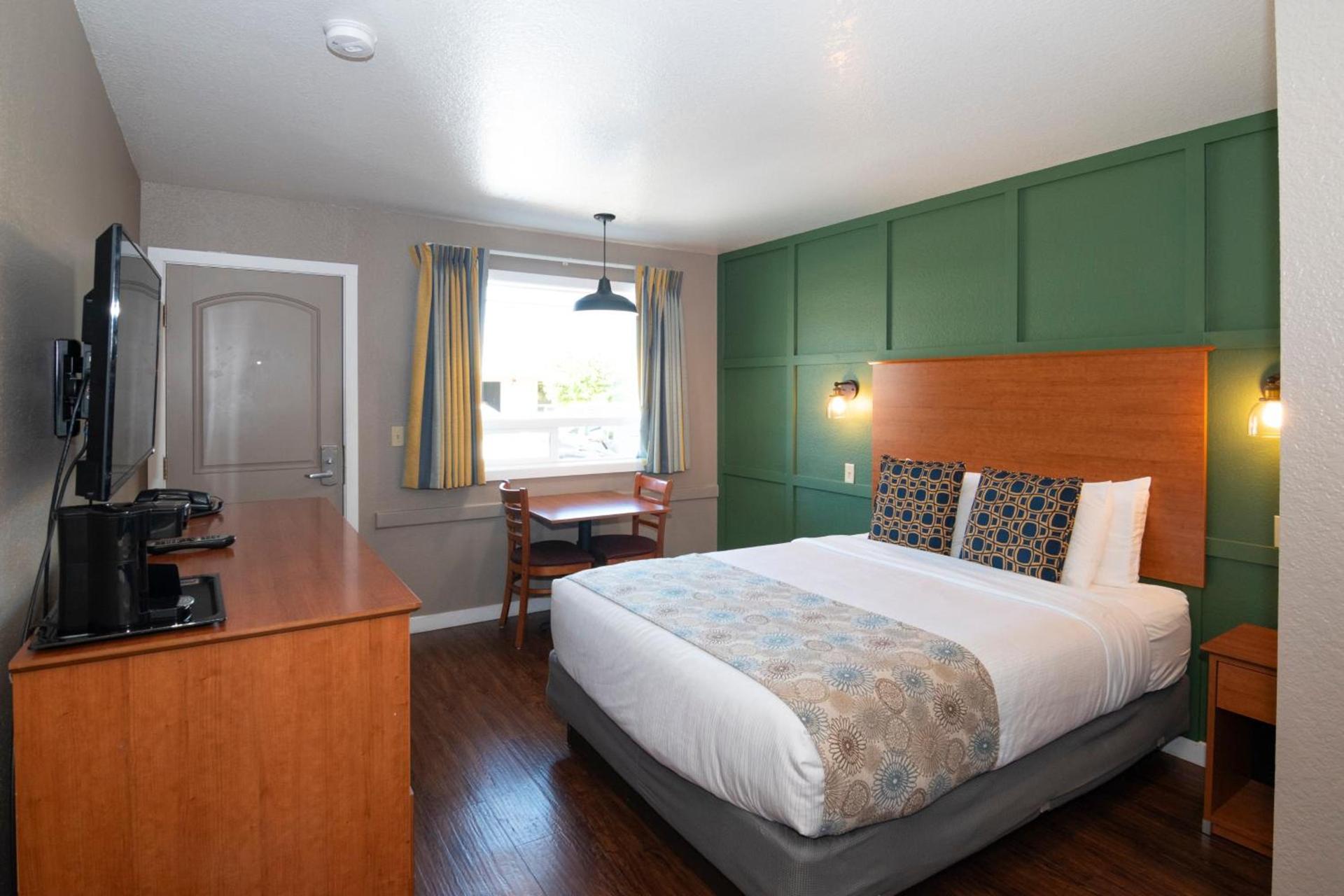 Nordic Inn and Suites photo 10