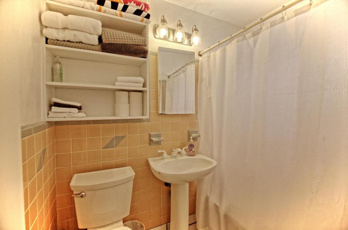 Gulfside Resort. Unit 6 photo 13