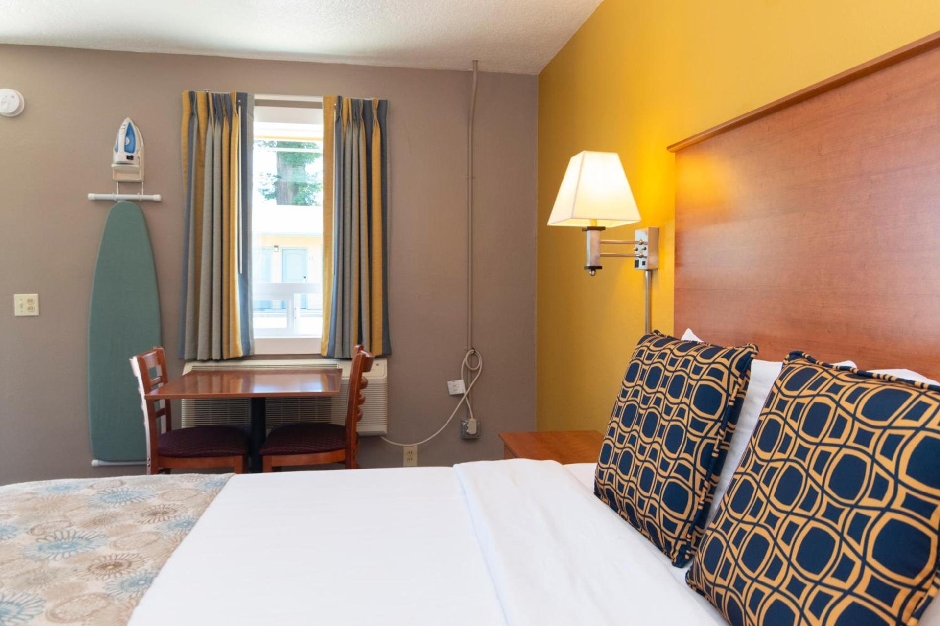 Nordic Inn and Suites photo 90