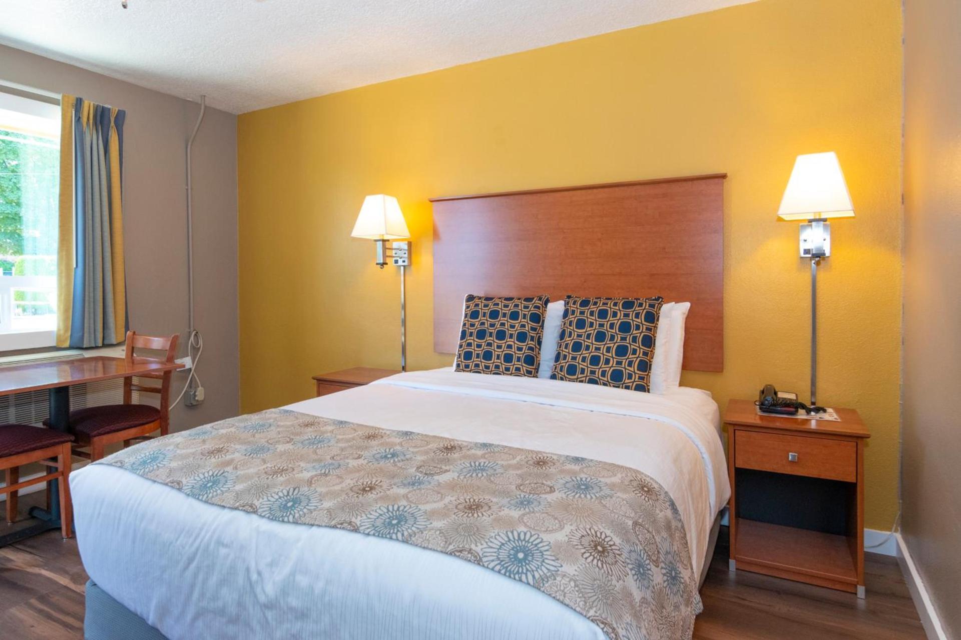 Nordic Inn and Suites photo 89