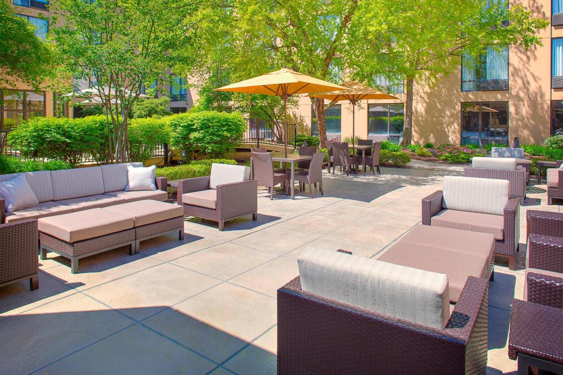 Courtyard by Marriott Ann Arbor photo 3