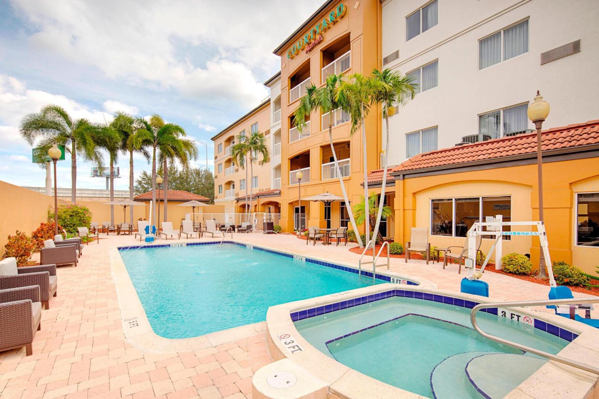 Courtyard by Marriott West Palm Beach Airport photo 19