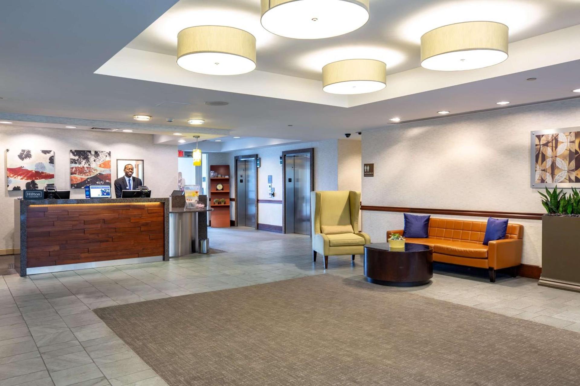 DoubleTree by Hilton Hotel Boston Bayside photo 11