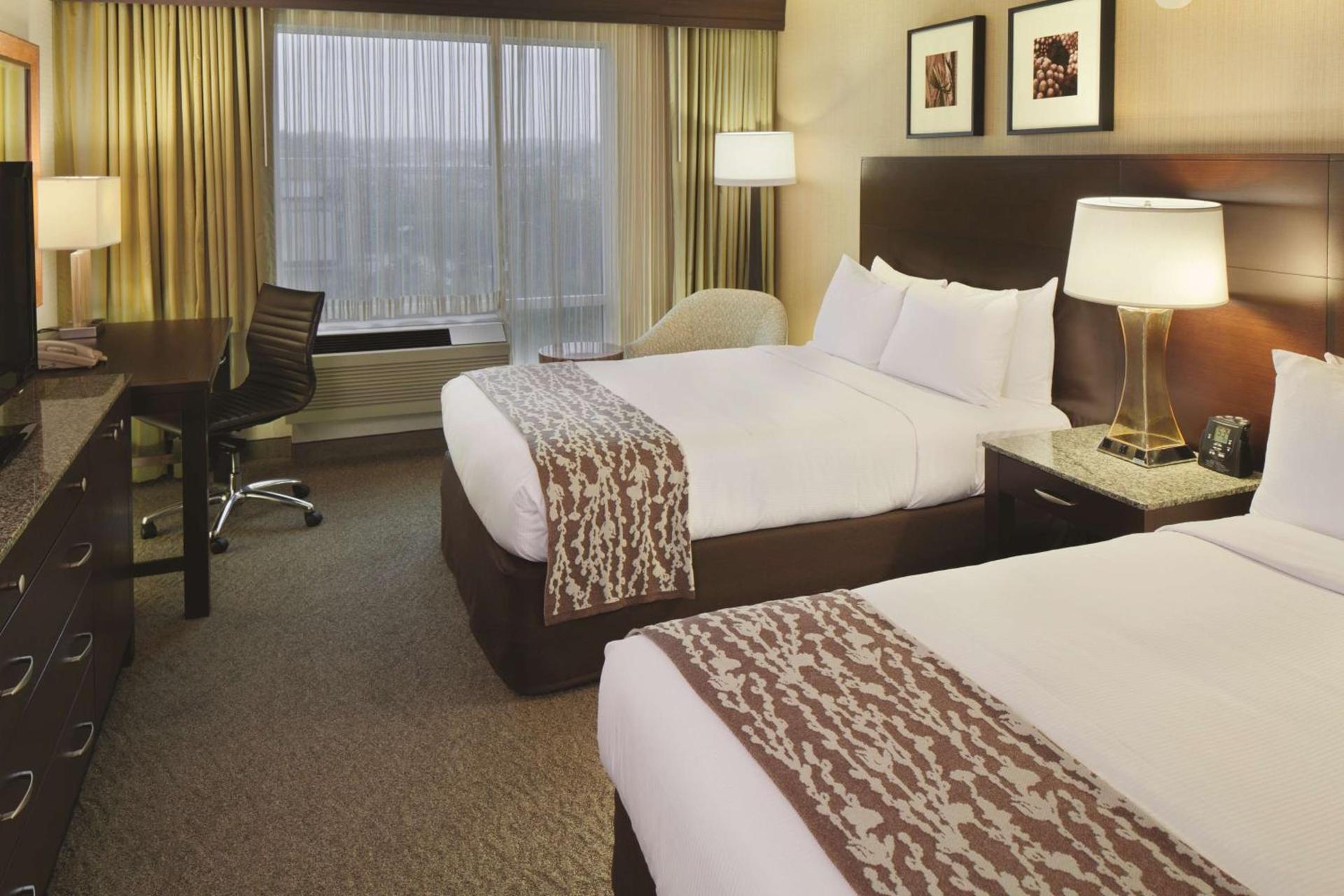 DoubleTree by Hilton Hotel Boston Bayside photo 21
