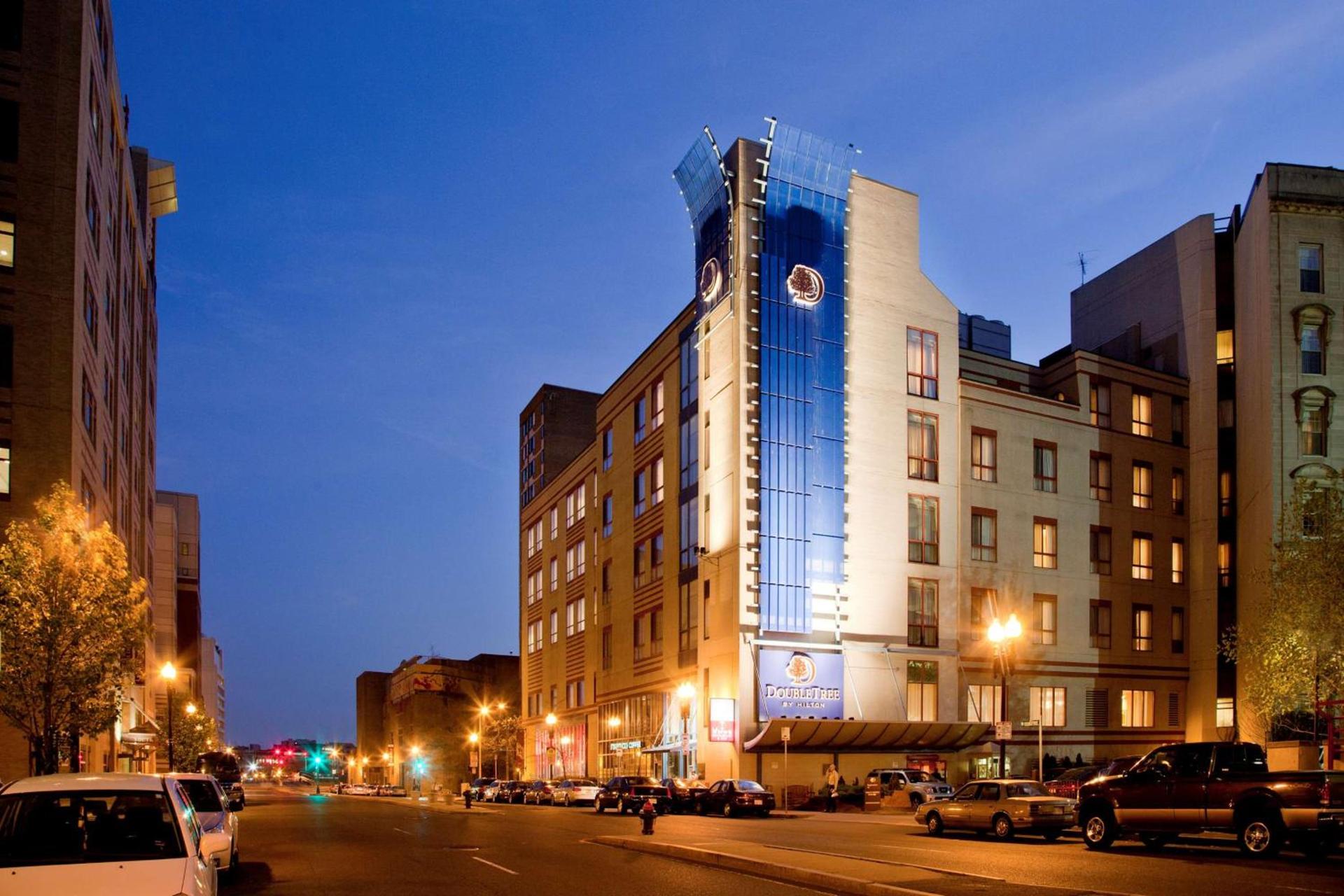 DoubleTree by Hilton Hotel Boston - Downtown photo 1