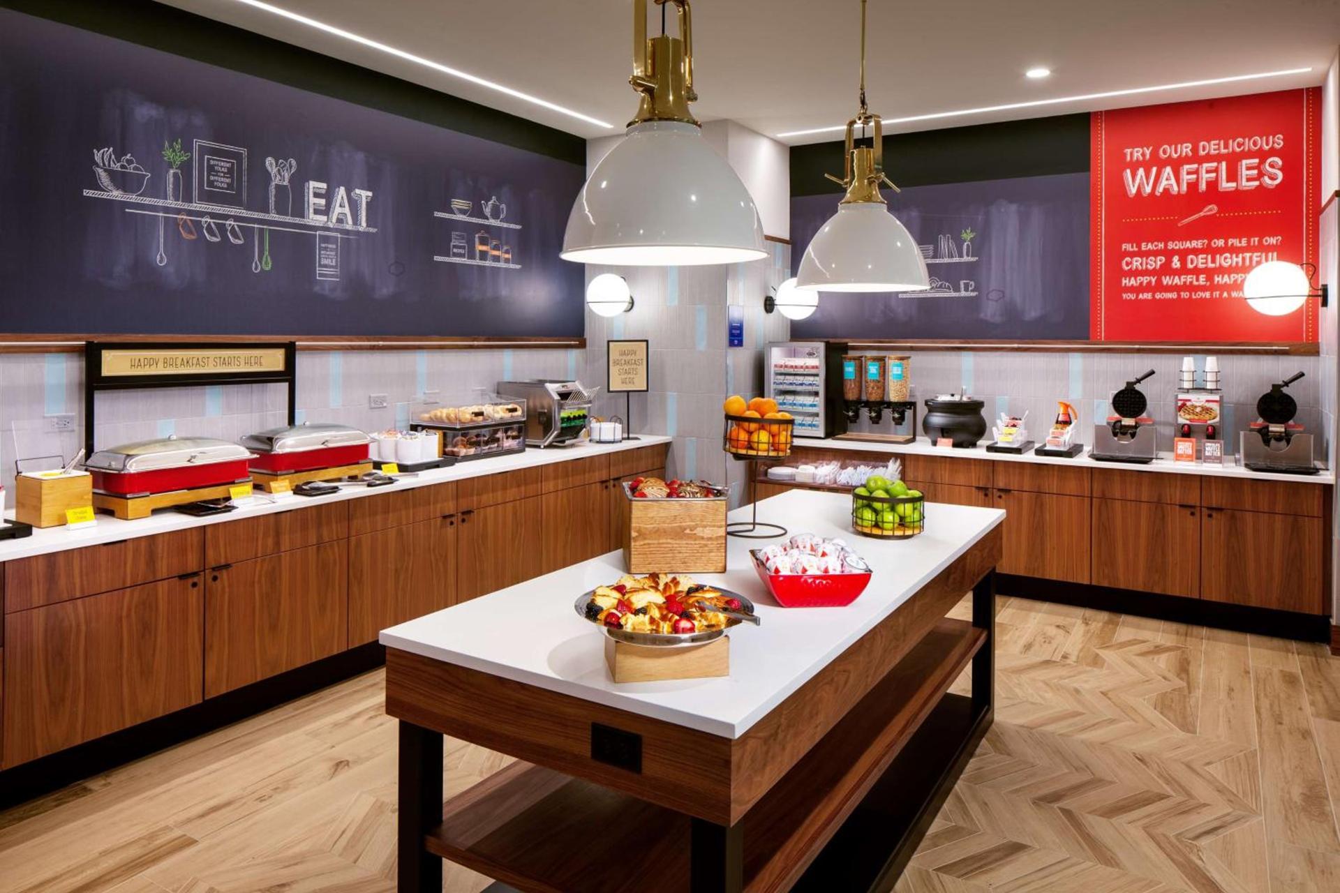 Hampton by Hilton at the Boston Seaport District photo 15