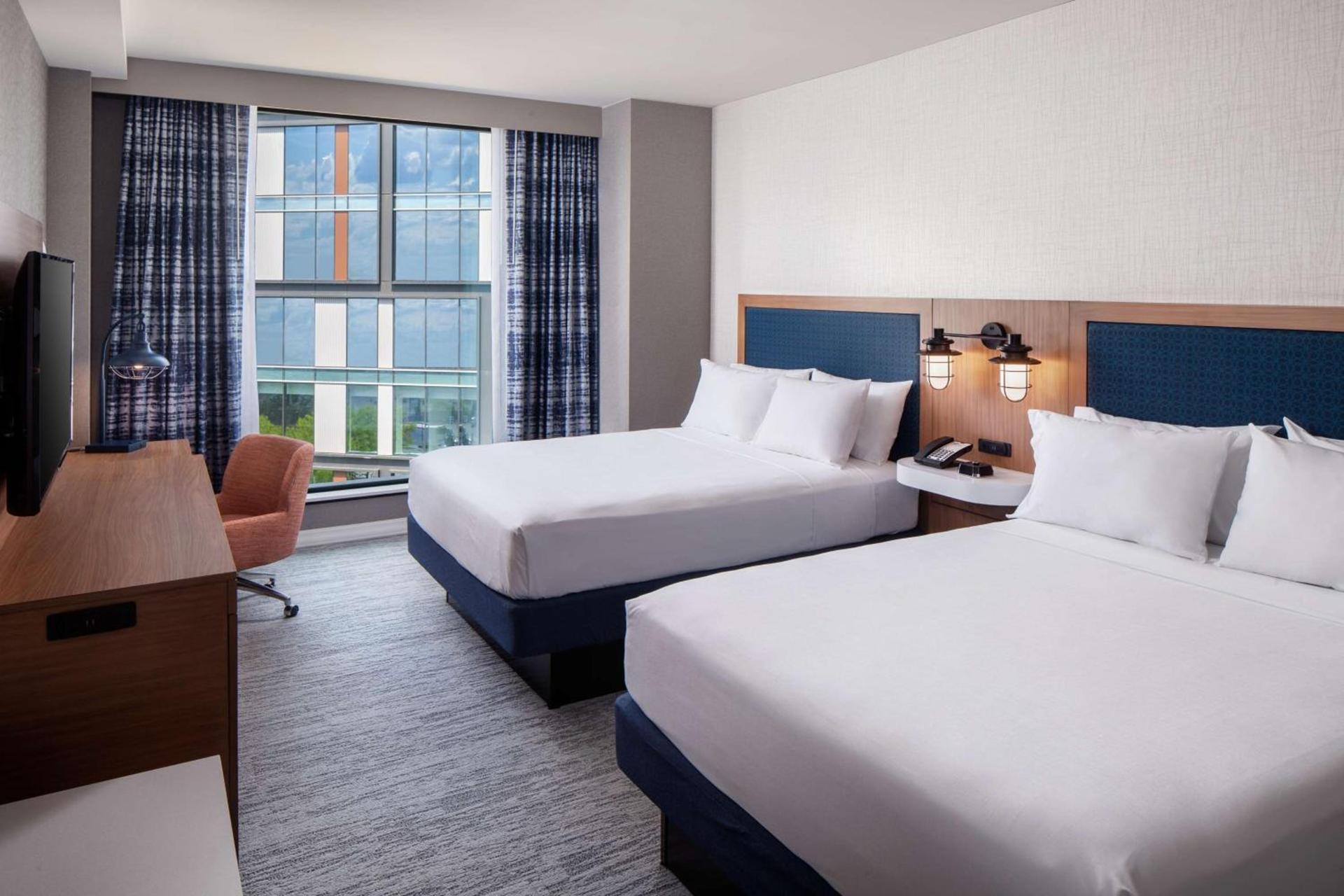 Hampton by Hilton at the Boston Seaport District photo 28