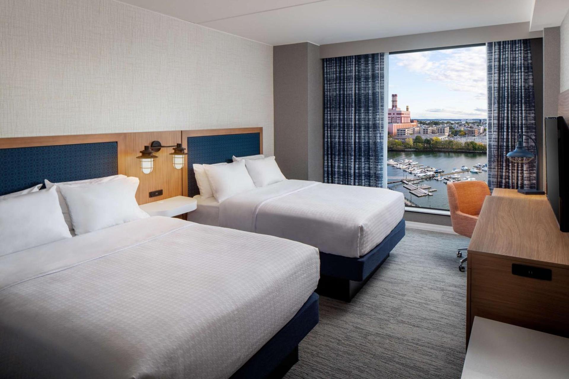 Hampton by Hilton at the Boston Seaport District photo 34