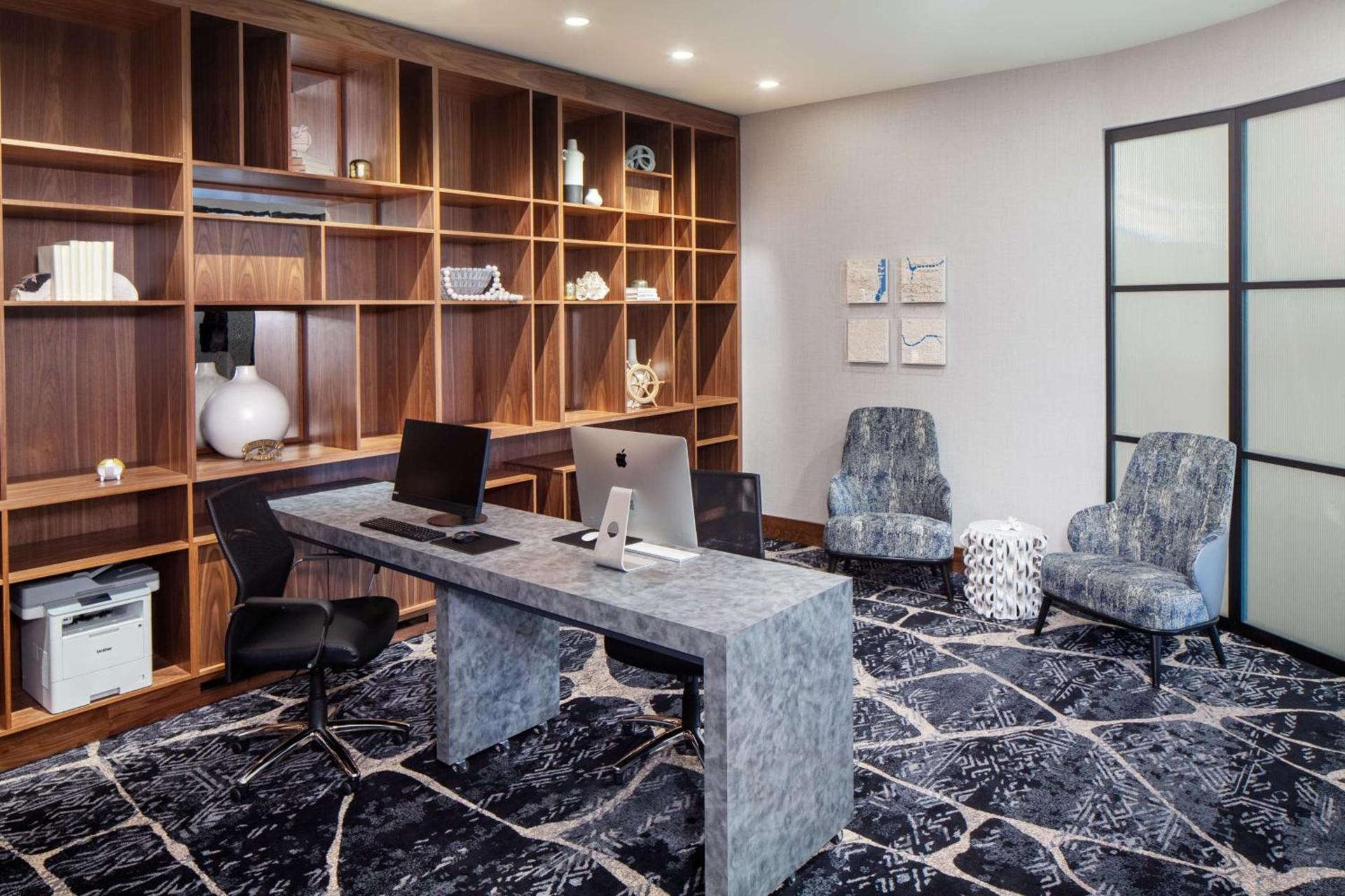 Hampton by Hilton at the Boston Seaport District photo 47