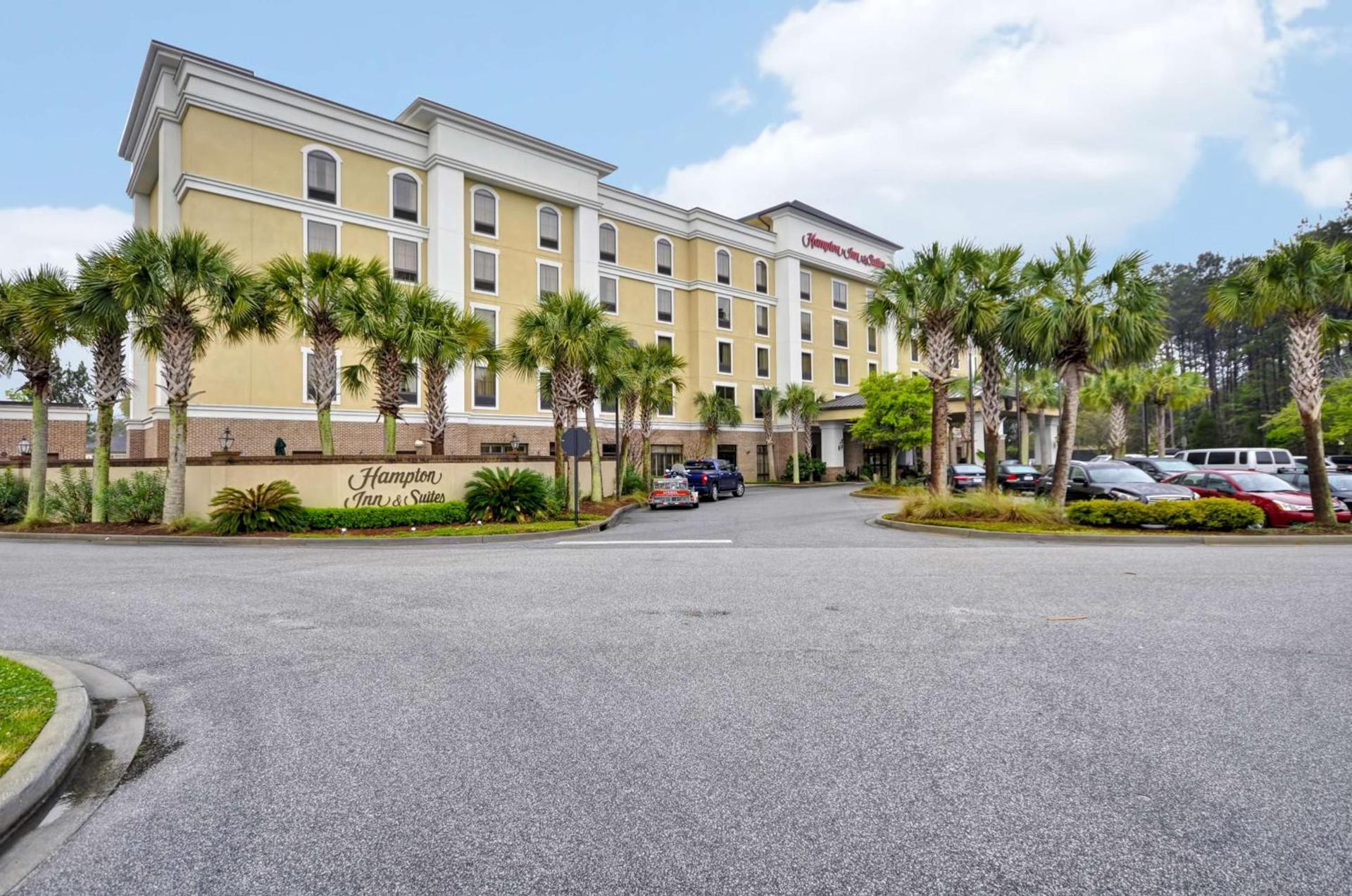 Hampton Inn & Suites North Charleston-University Boulevard photo 3