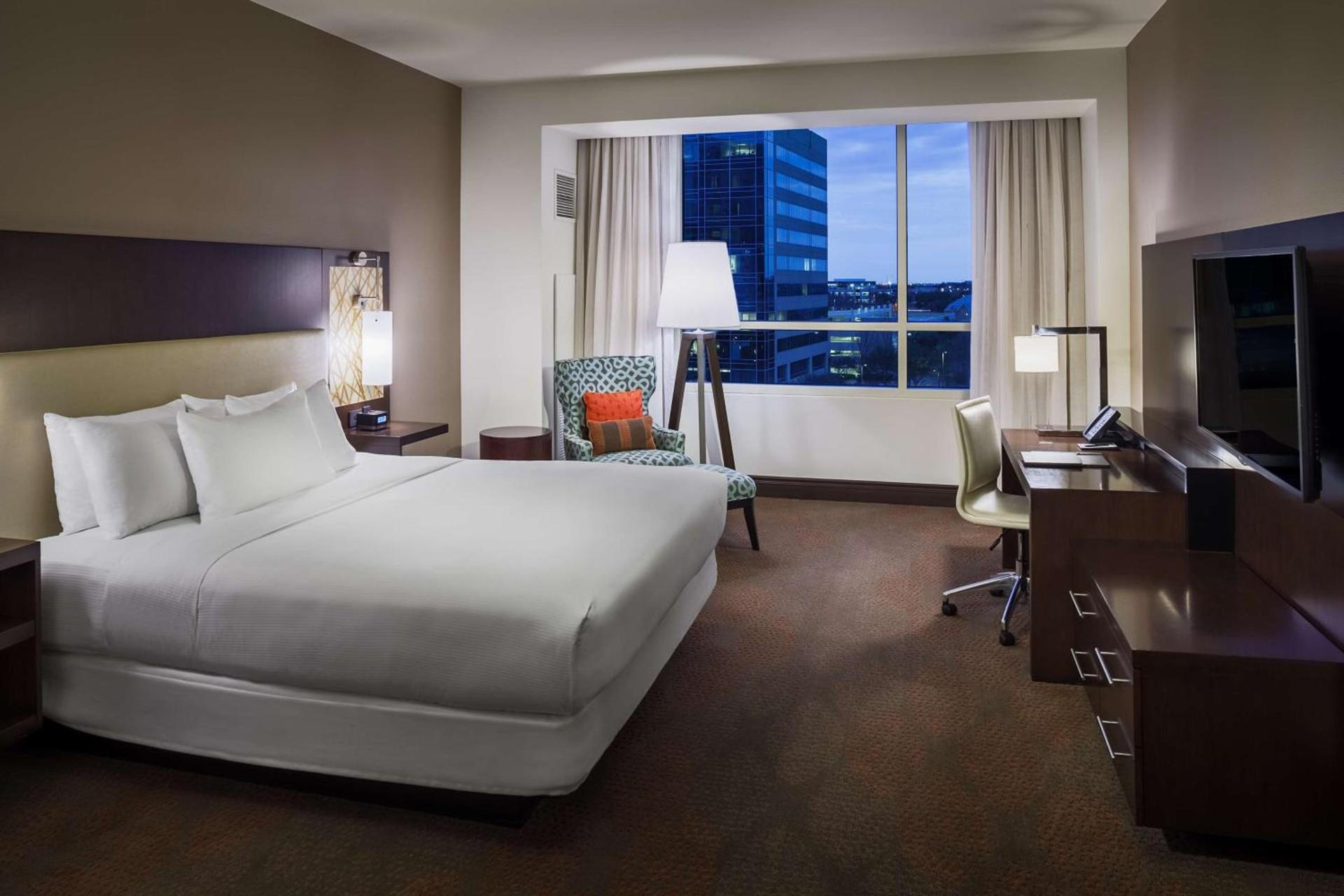 Hilton Dallas/Plano Granite Park photo 14