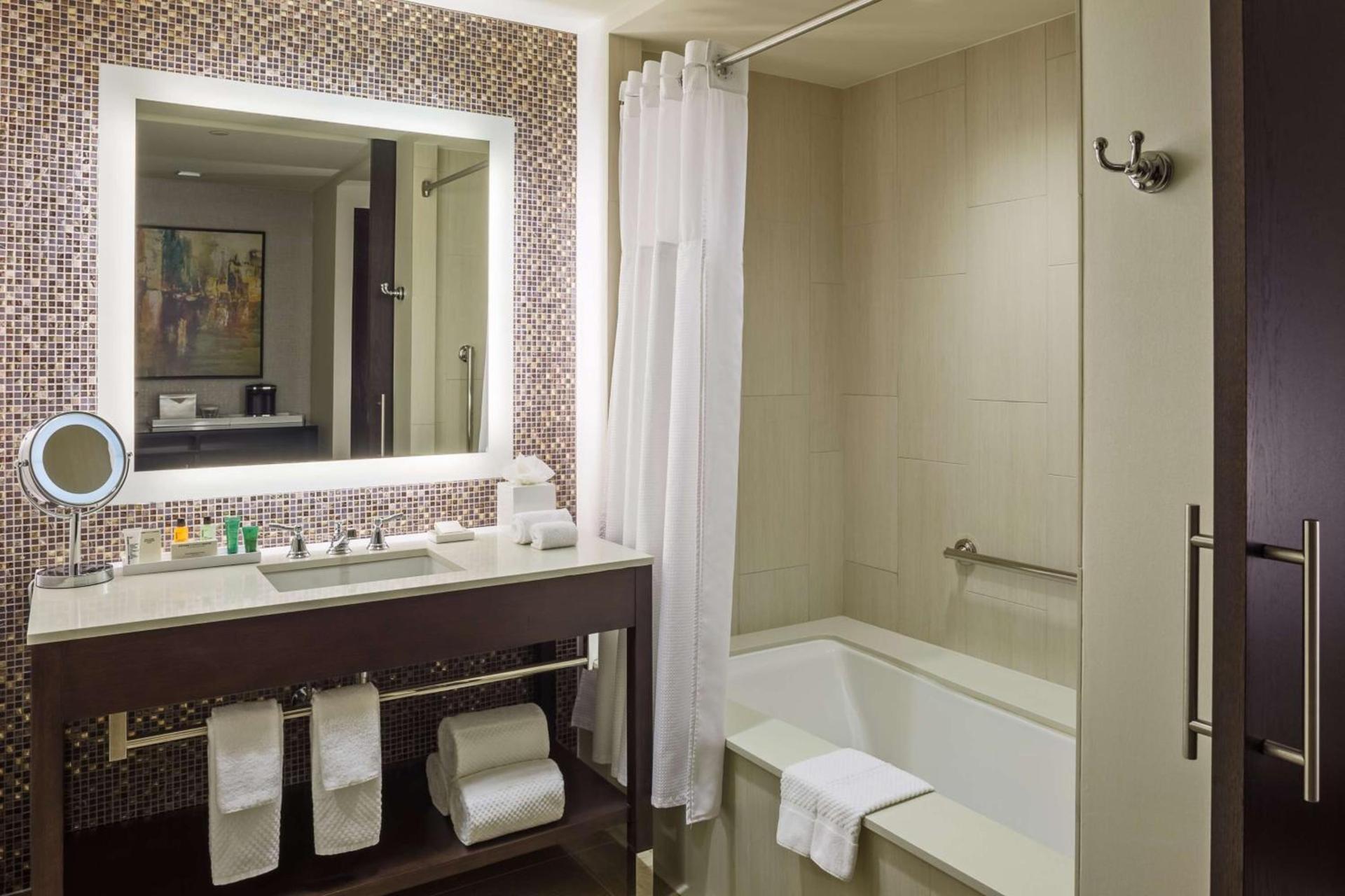 Hilton Dallas/Plano Granite Park photo 17