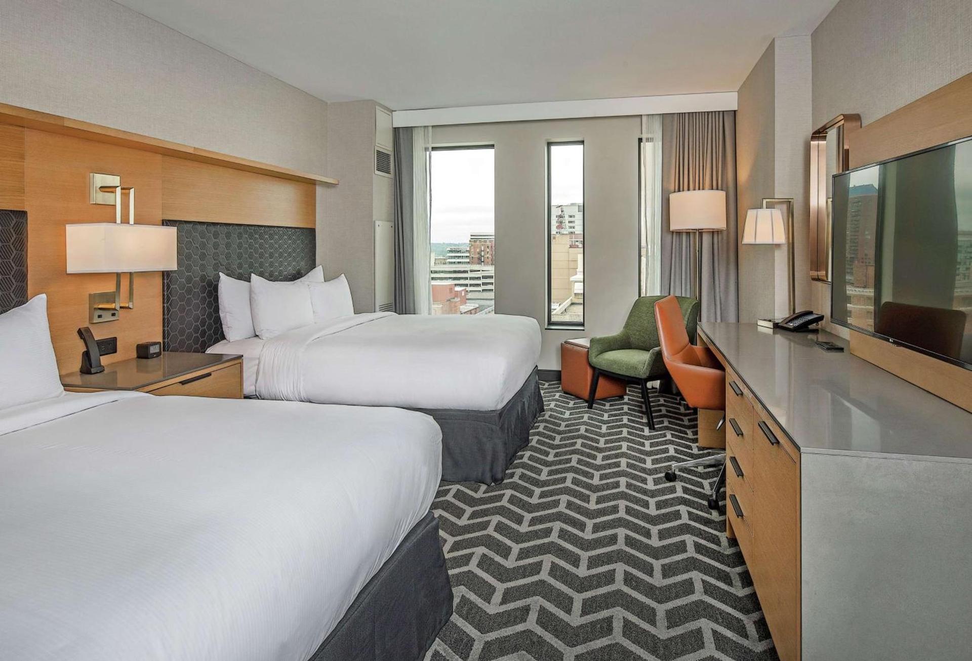 Hilton Des Moines Downtown photo 21