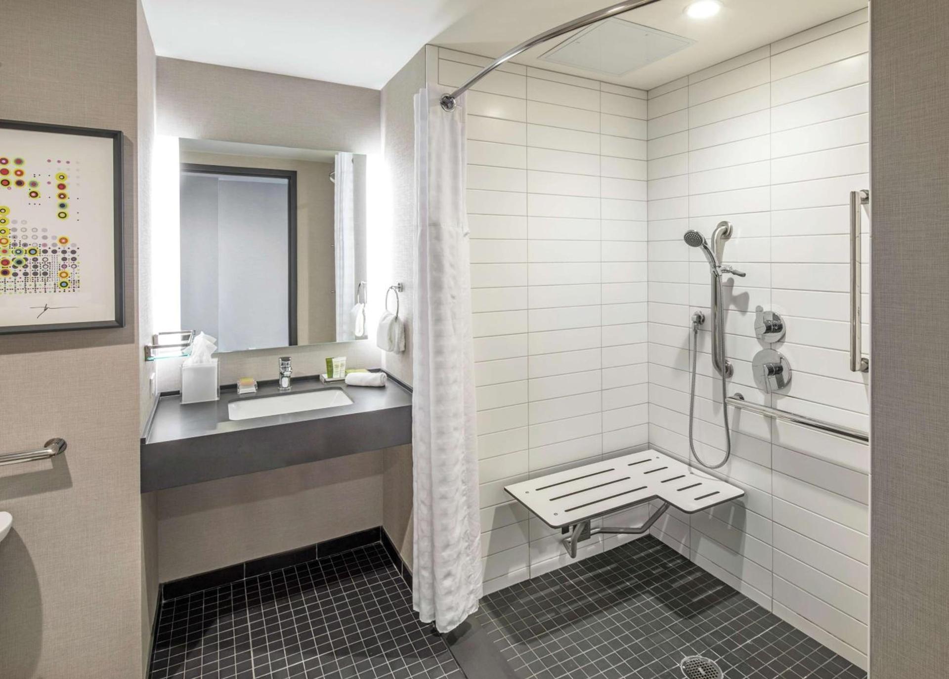 Hilton Des Moines Downtown photo 22
