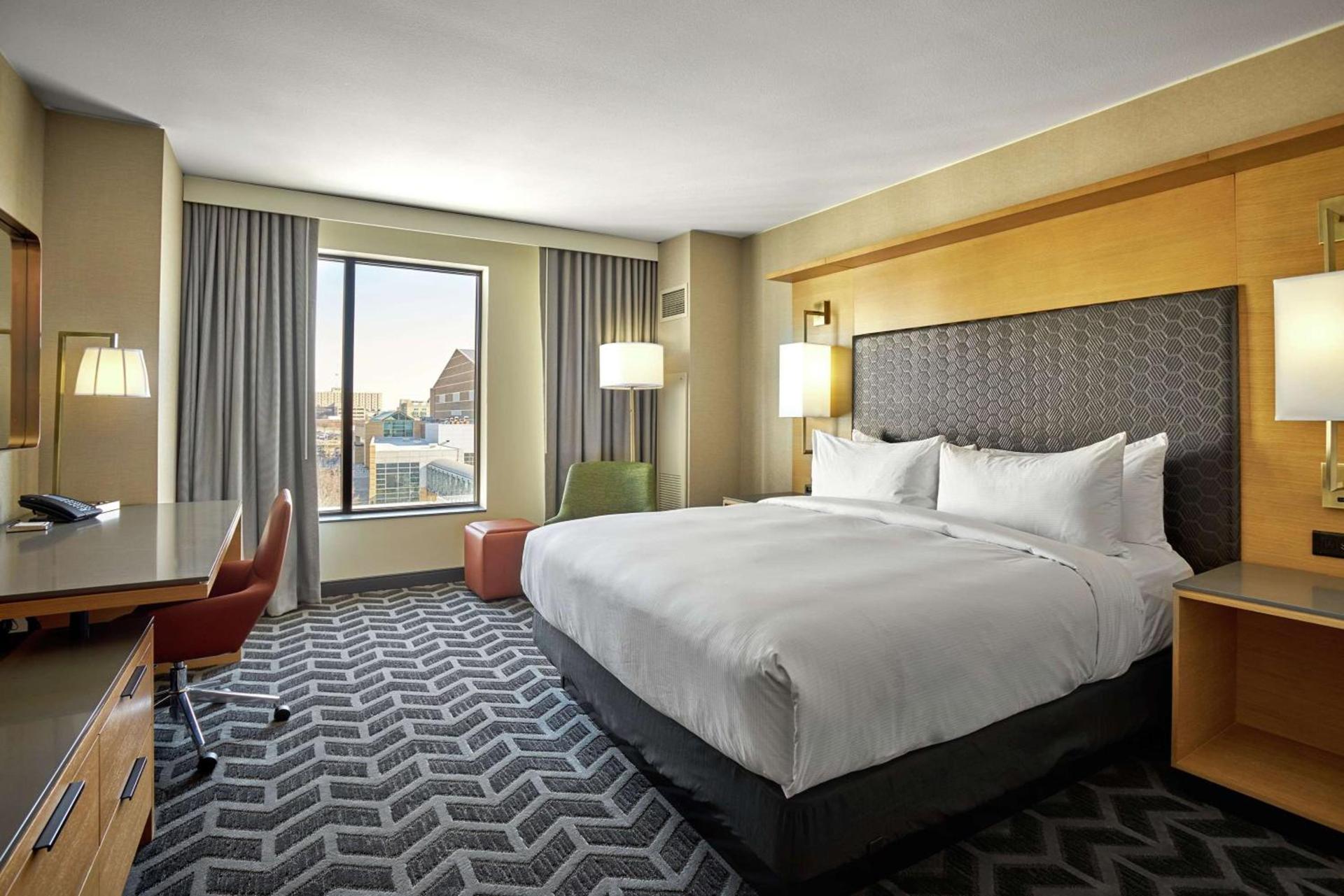 Hilton Des Moines Downtown photo 23
