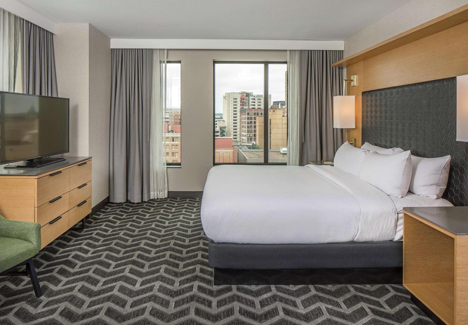 Hilton Des Moines Downtown photo 53