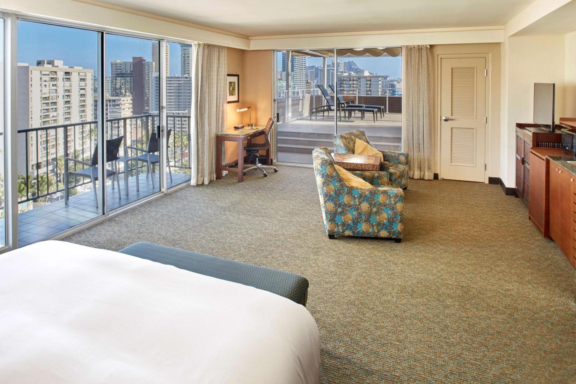 DoubleTree by Hilton Alana - Waikiki Beach photo 54