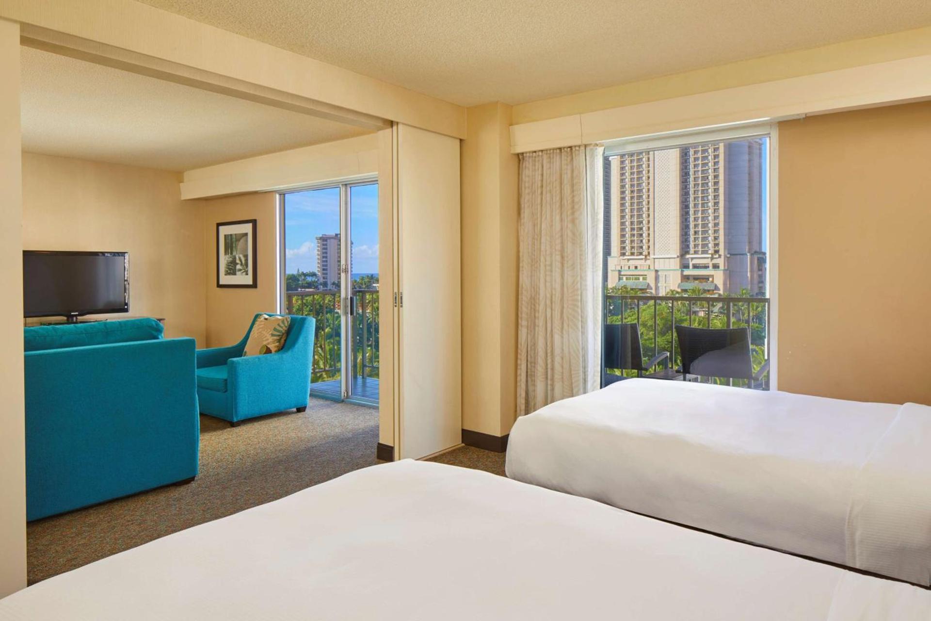 DoubleTree by Hilton Alana - Waikiki Beach photo 45