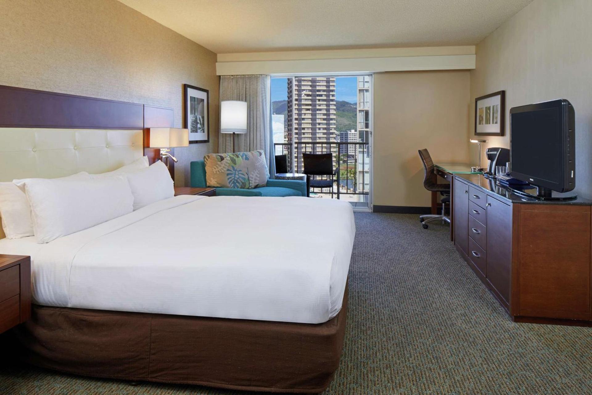 DoubleTree by Hilton Alana - Waikiki Beach photo 16