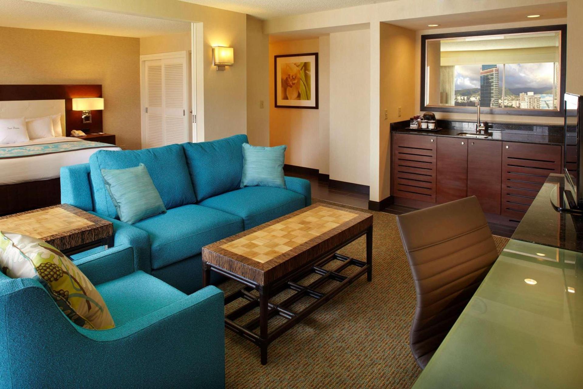 DoubleTree by Hilton Alana - Waikiki Beach photo 26