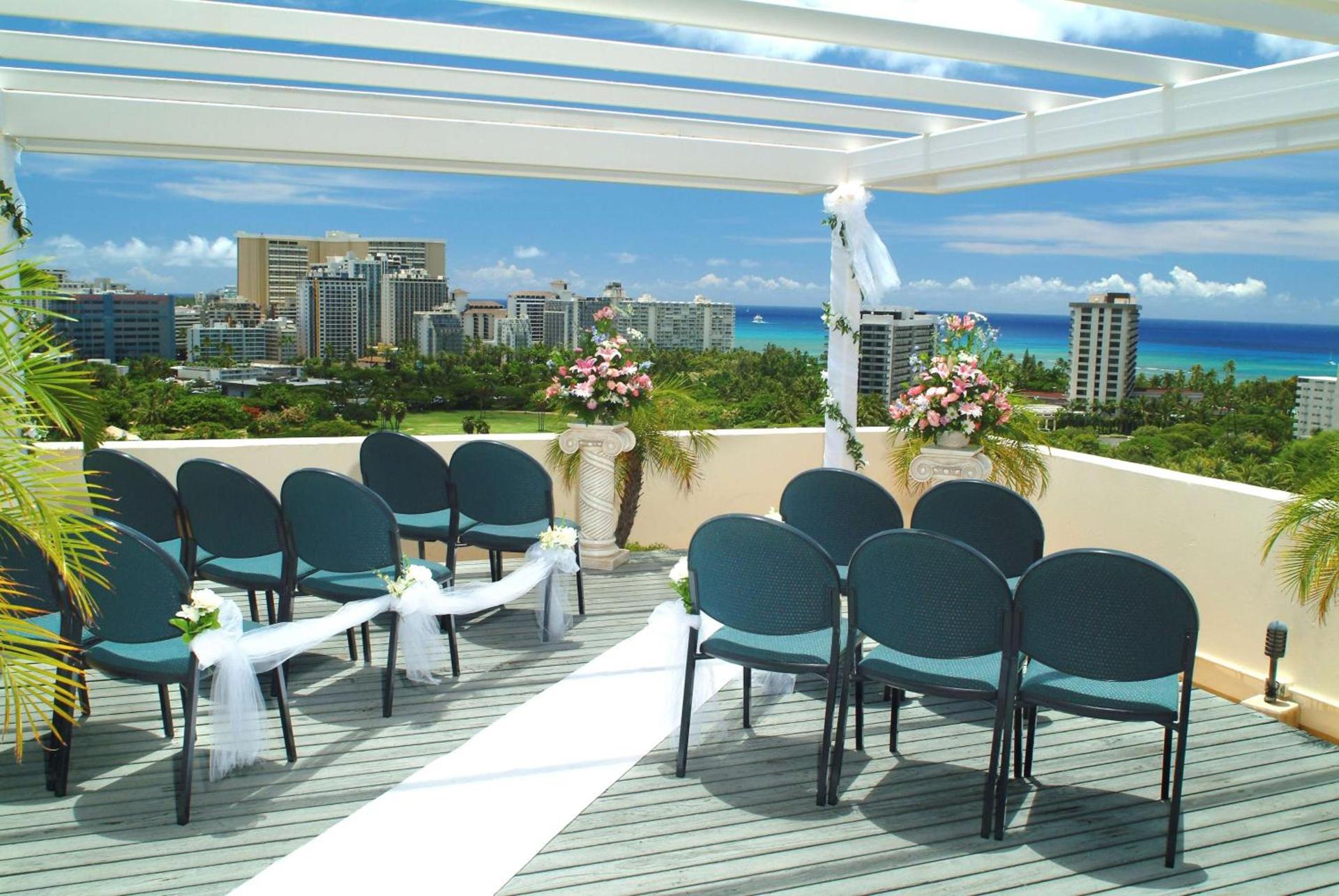 DoubleTree by Hilton Alana - Waikiki Beach photo 28