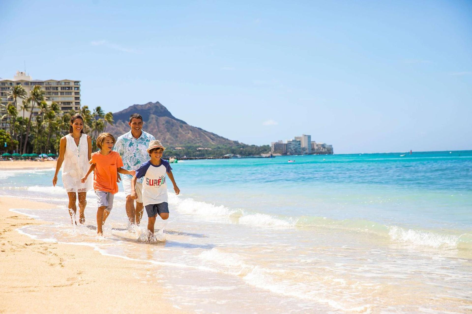 DoubleTree by Hilton Alana - Waikiki Beach photo 34