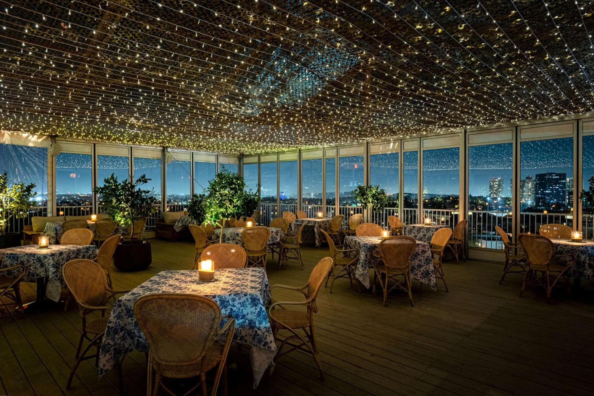 The Beverly Hilton photo 32