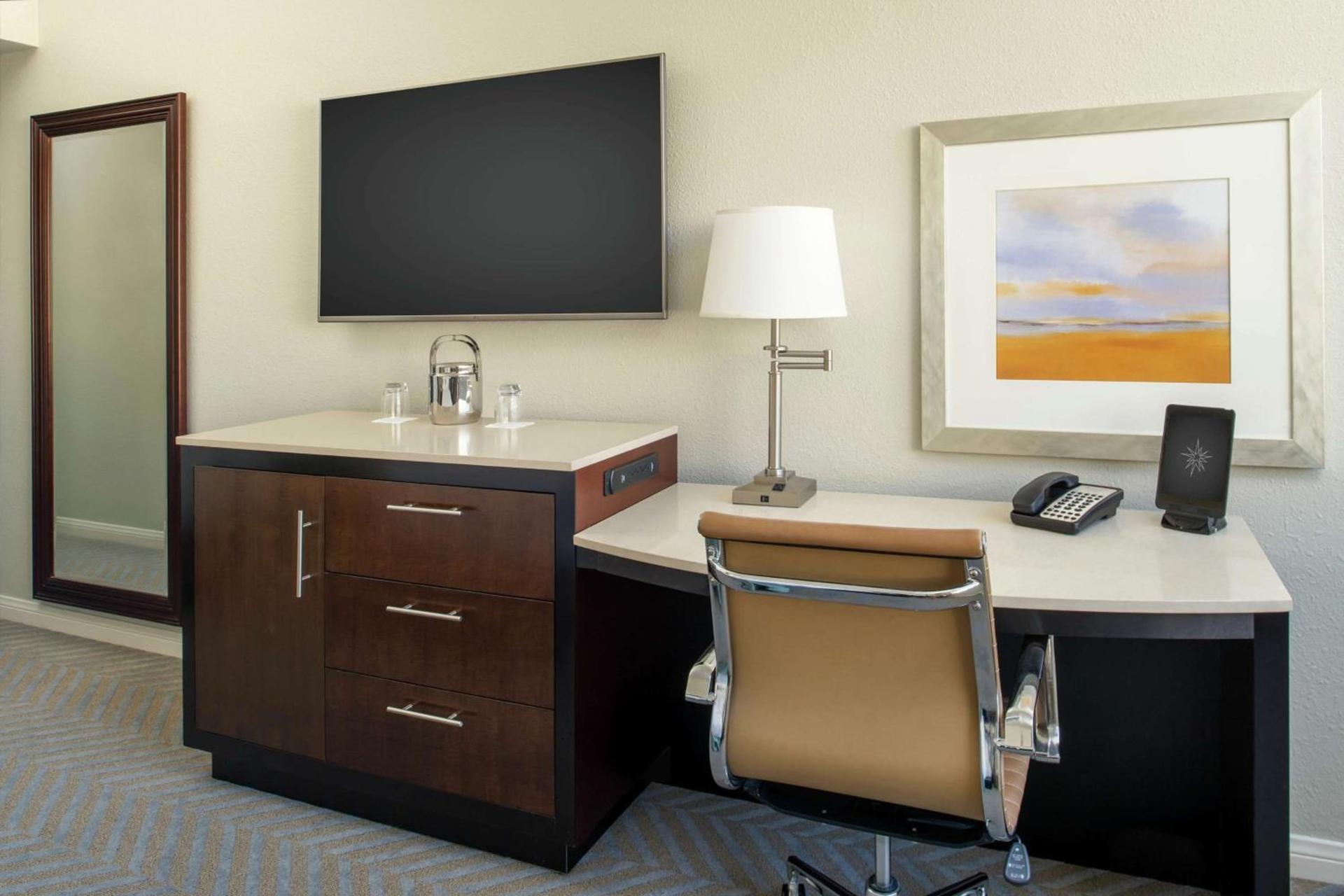 The Beverly Hilton photo 76