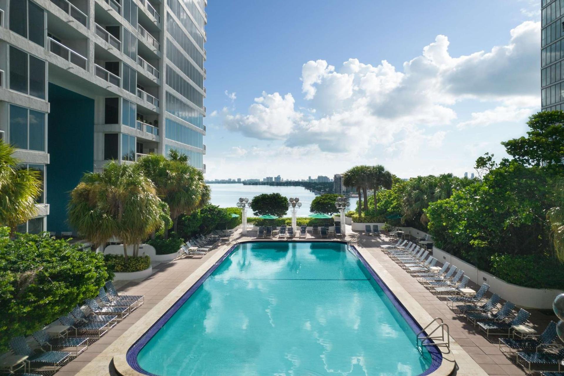 DoubleTree by Hilton Grand Hotel Biscayne Bay photo 8