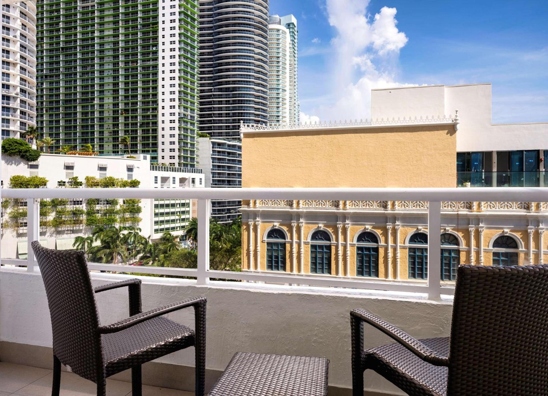 DoubleTree by Hilton Grand Hotel Biscayne Bay photo 25