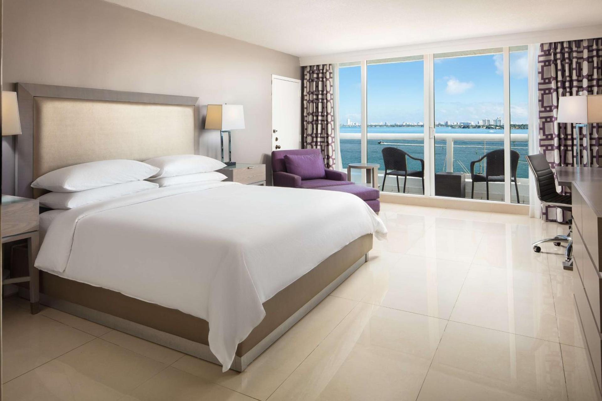 DoubleTree by Hilton Grand Hotel Biscayne Bay photo 44