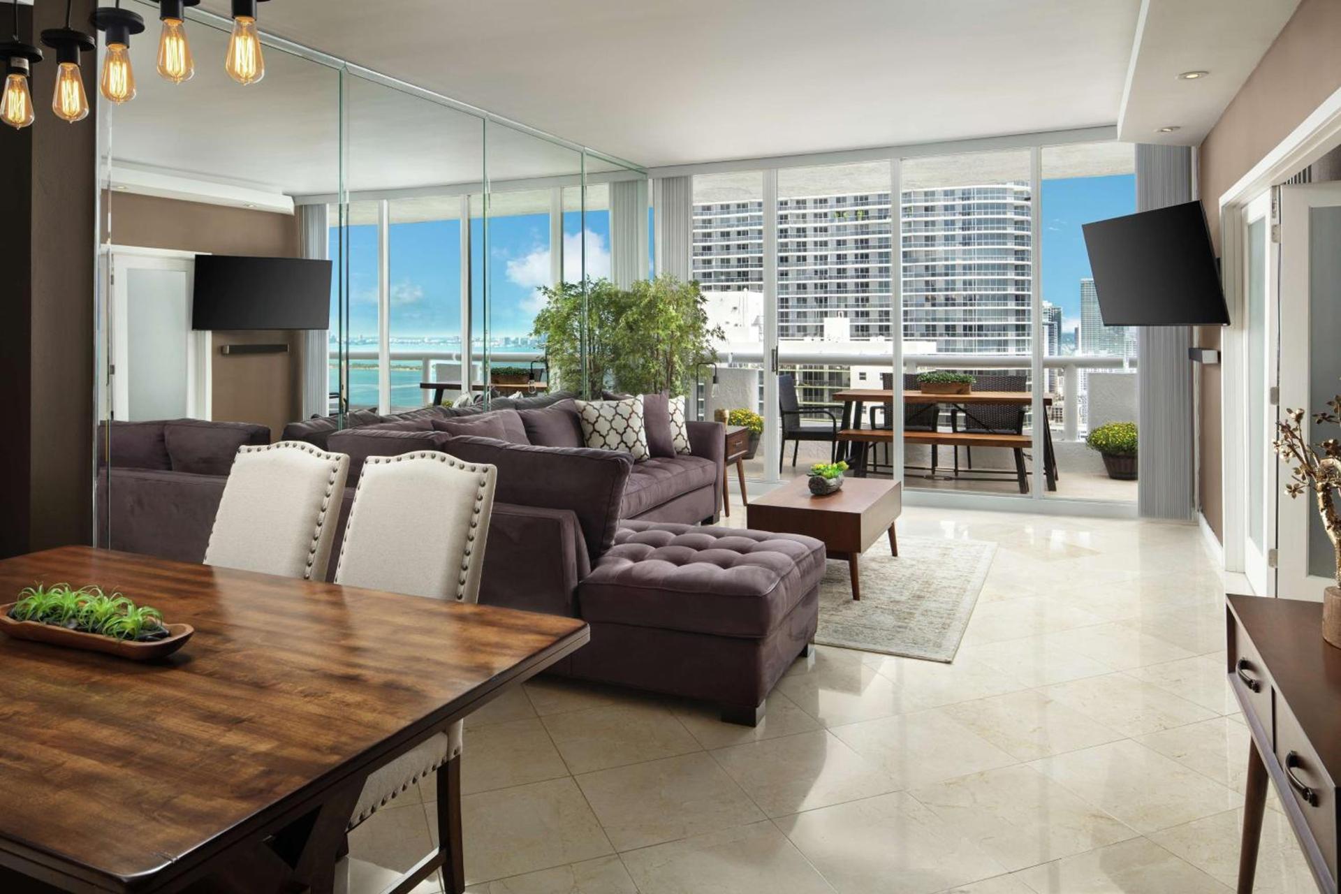 DoubleTree by Hilton Grand Hotel Biscayne Bay photo 62