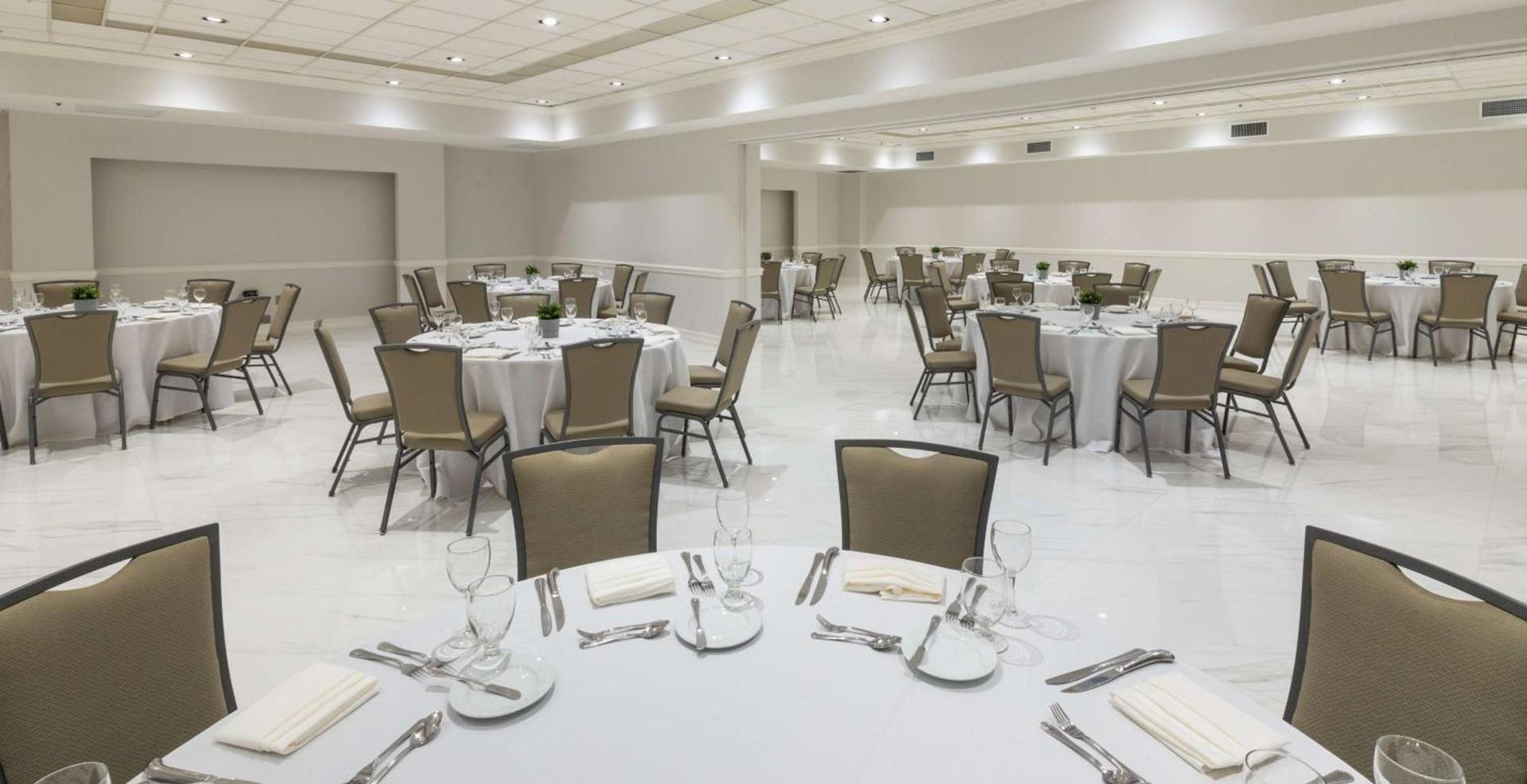 DoubleTree by Hilton Grand Hotel Biscayne Bay photo 85