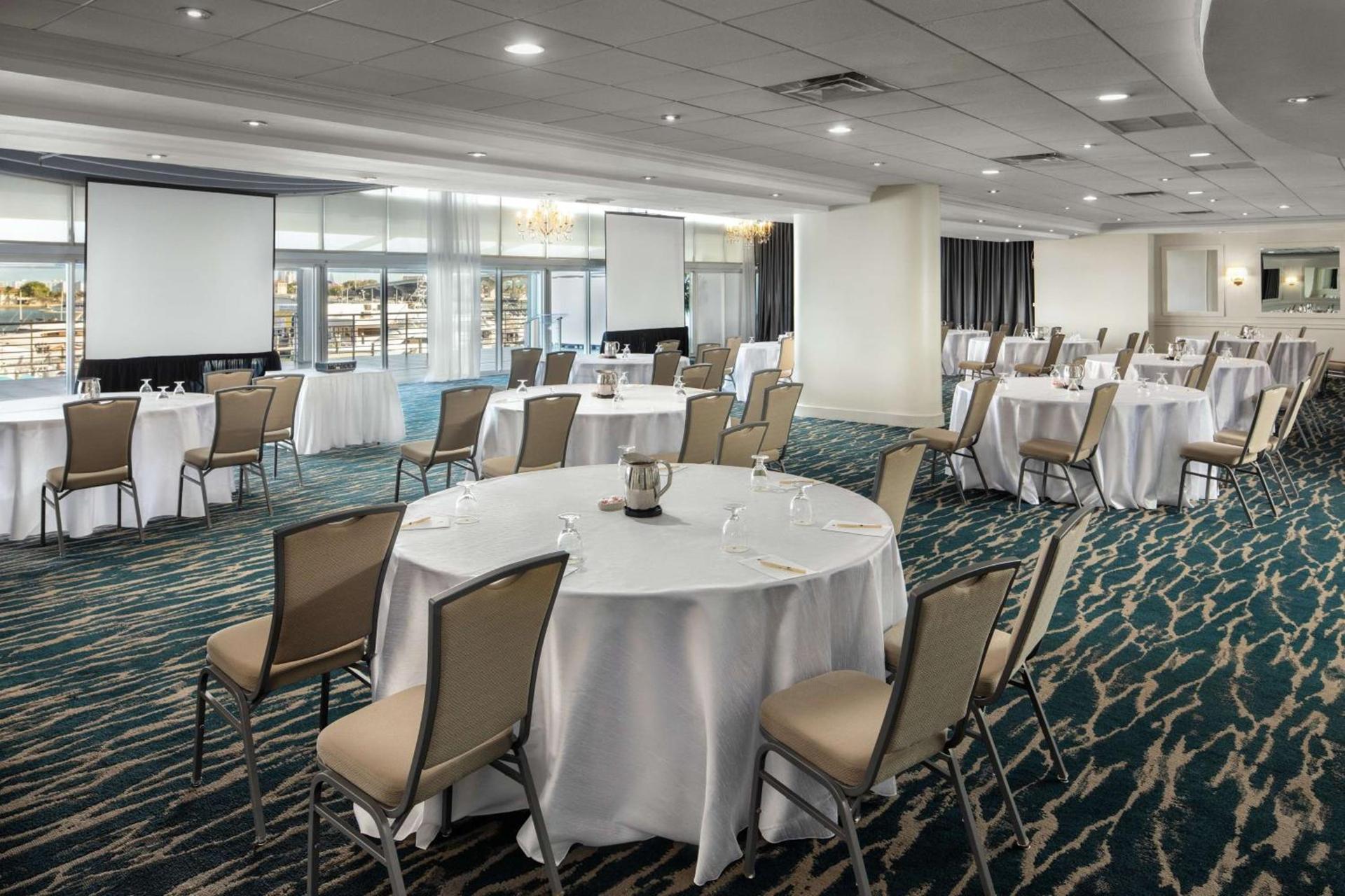 DoubleTree by Hilton Grand Hotel Biscayne Bay photo 88