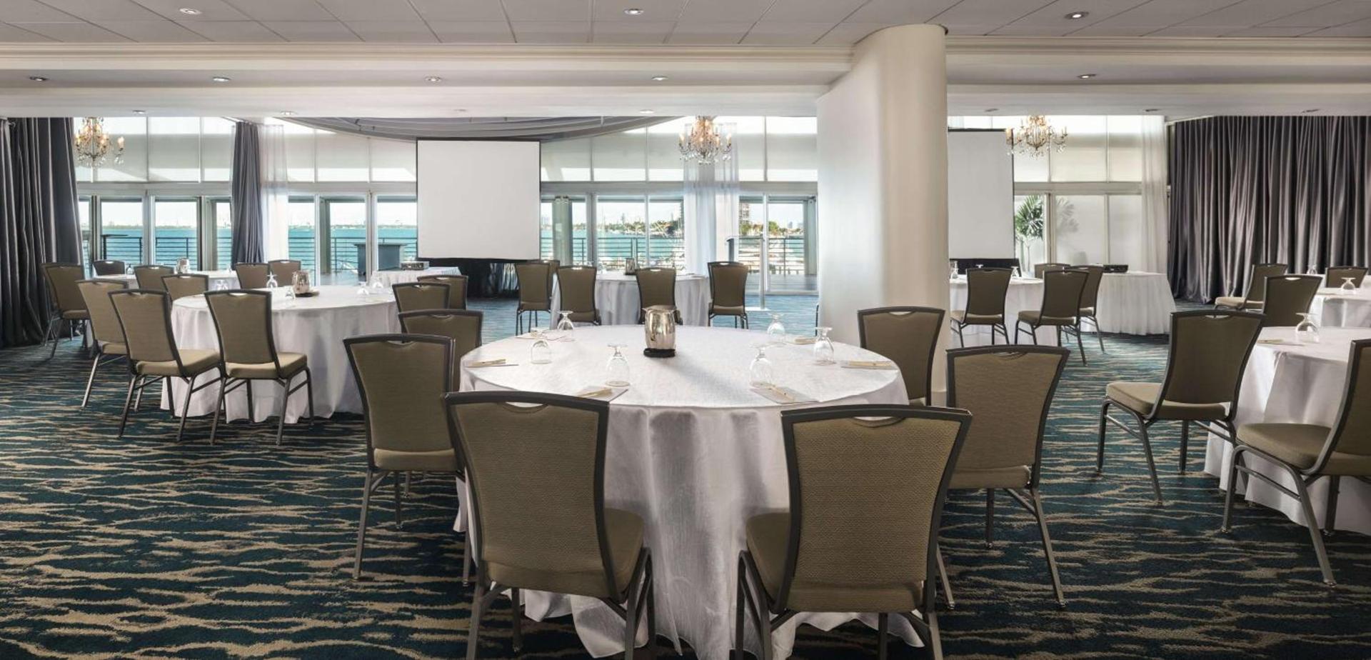 DoubleTree by Hilton Grand Hotel Biscayne Bay photo 89