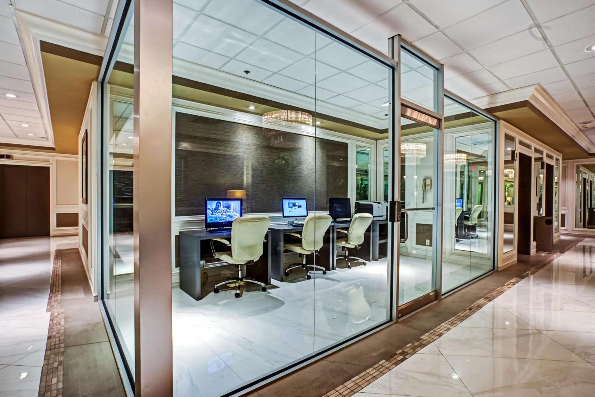 DoubleTree by Hilton Grand Hotel Biscayne Bay photo 100
