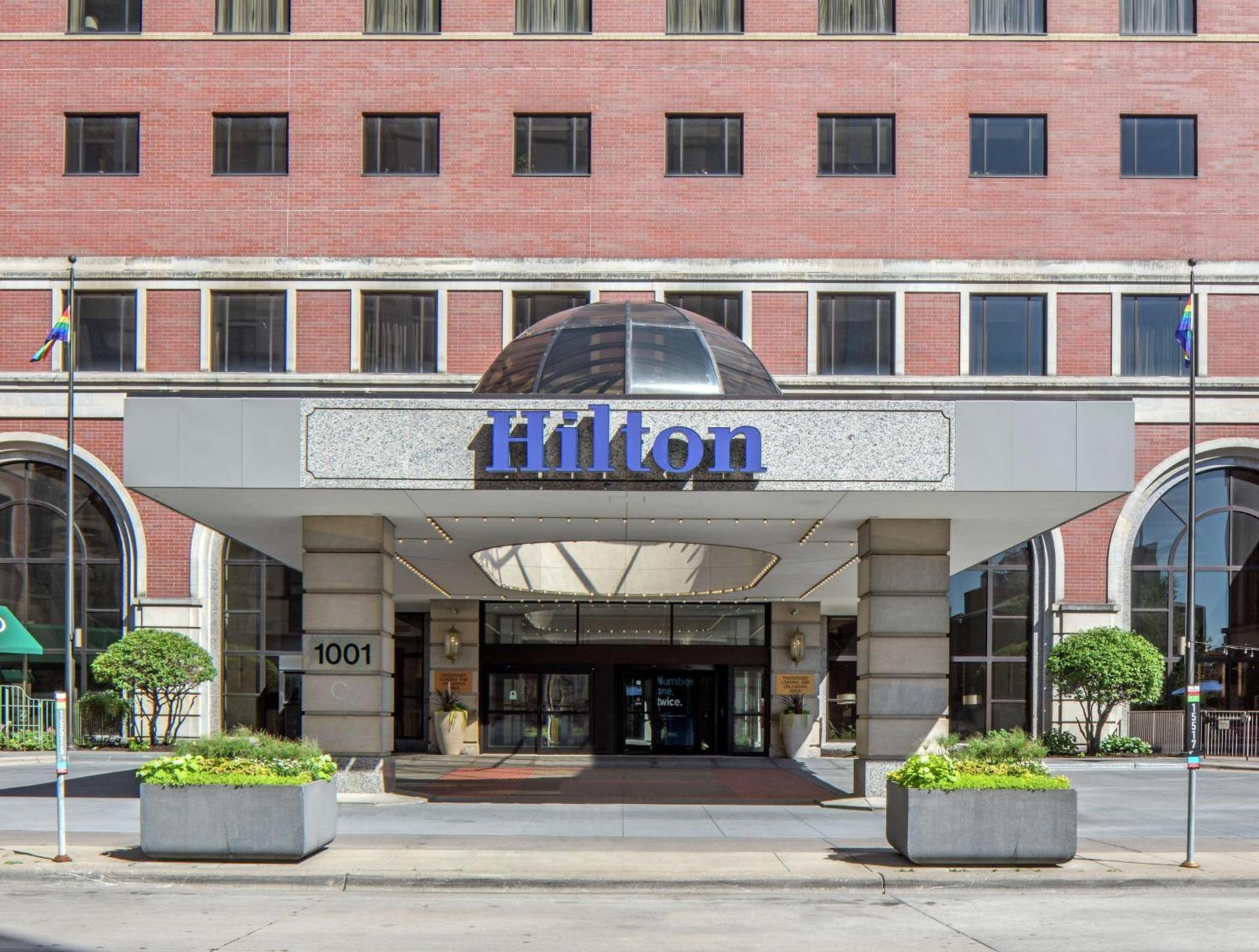 Hilton Minneapolis photo 1