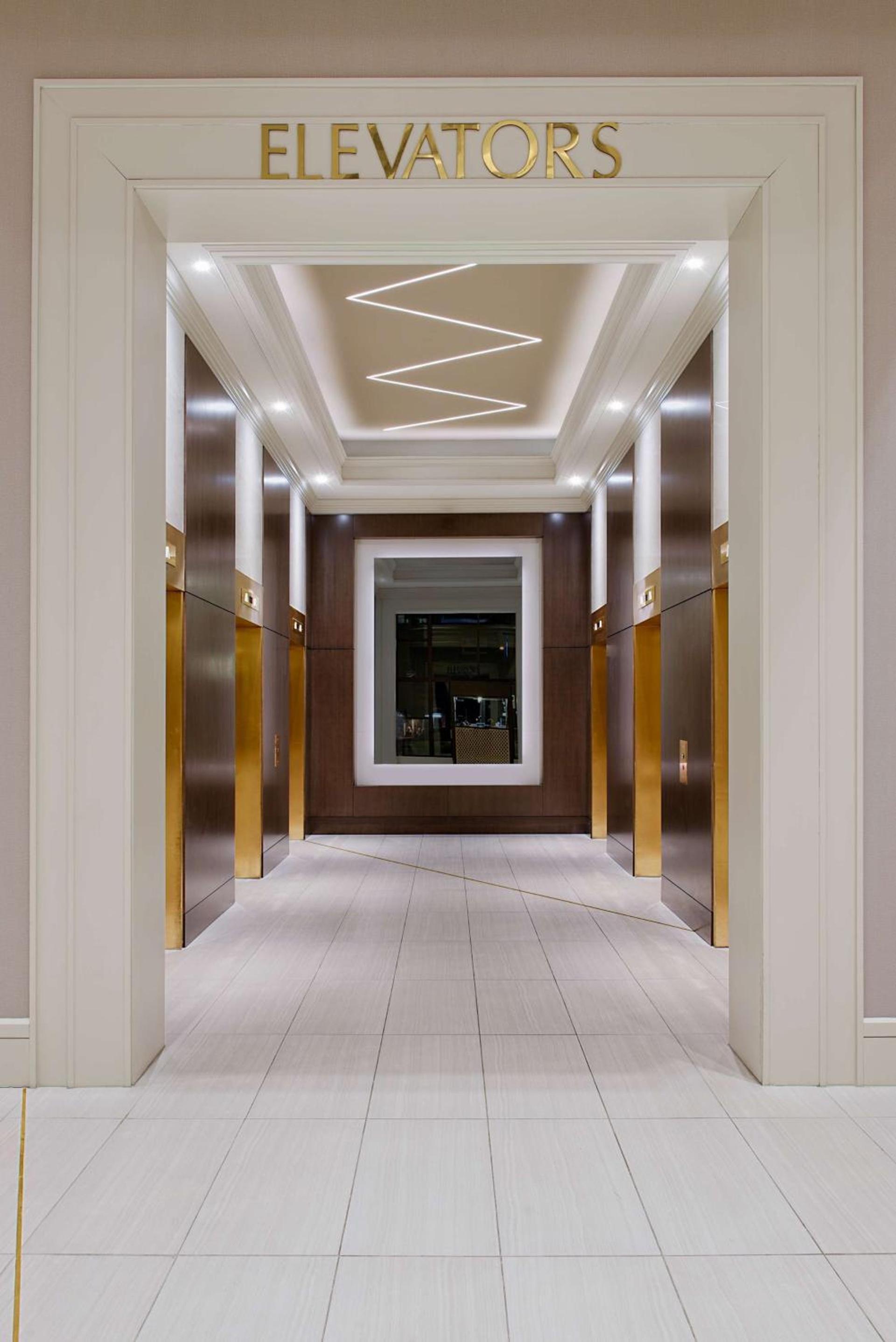 Hilton Minneapolis photo 8