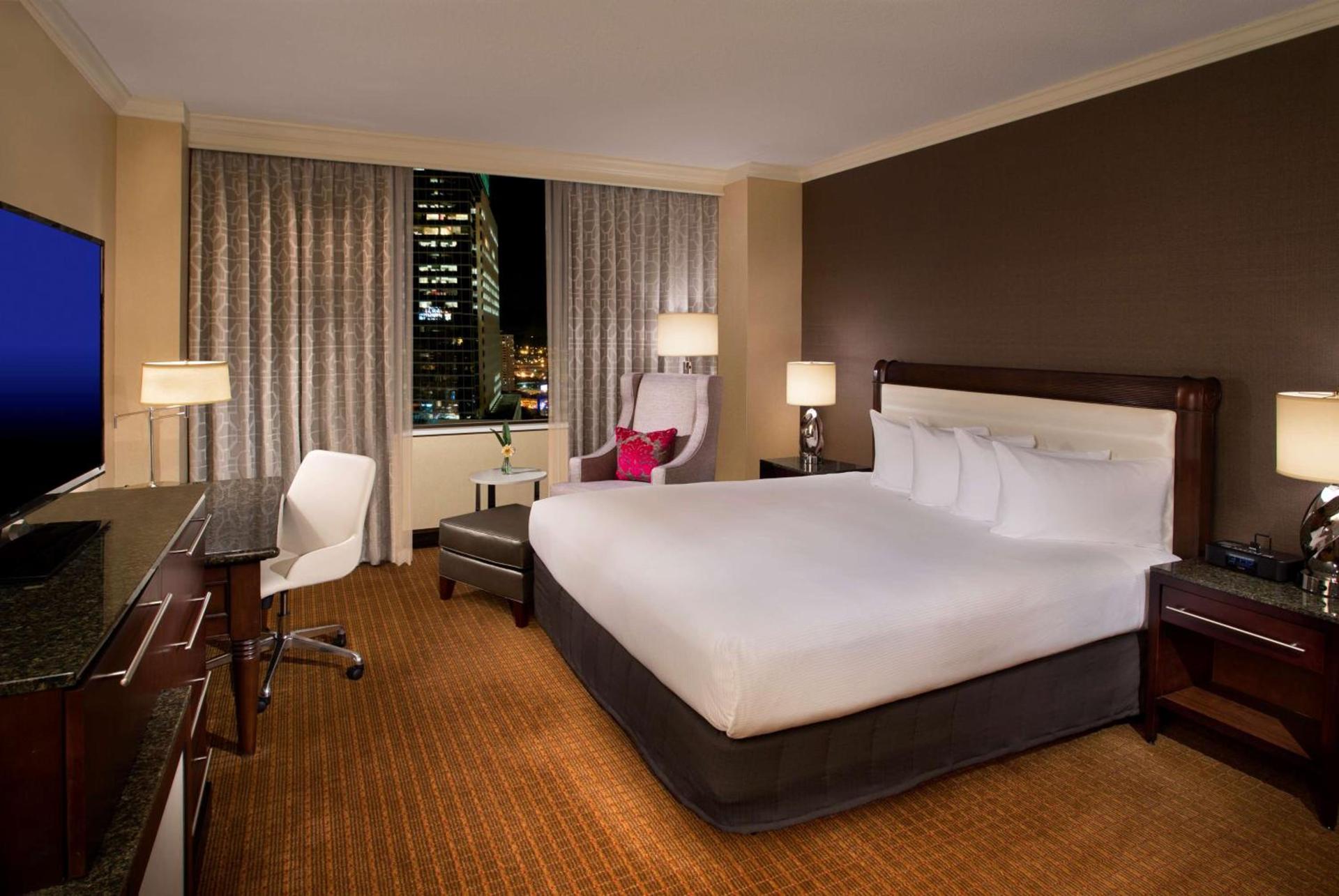 Hilton Minneapolis photo 42