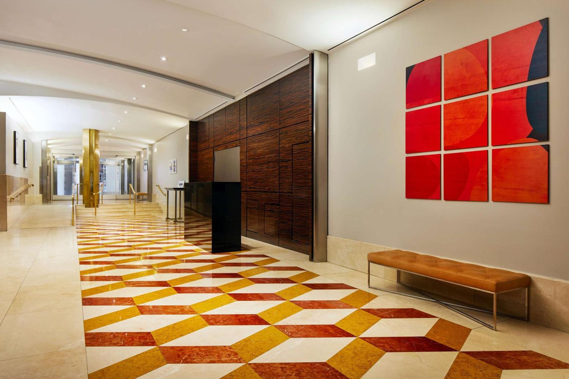 Hilton New York Times Square photo 8
