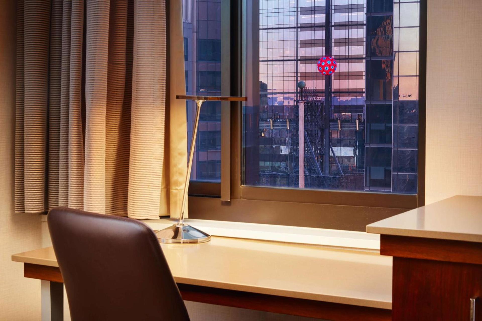 Hilton New York Times Square photo 24