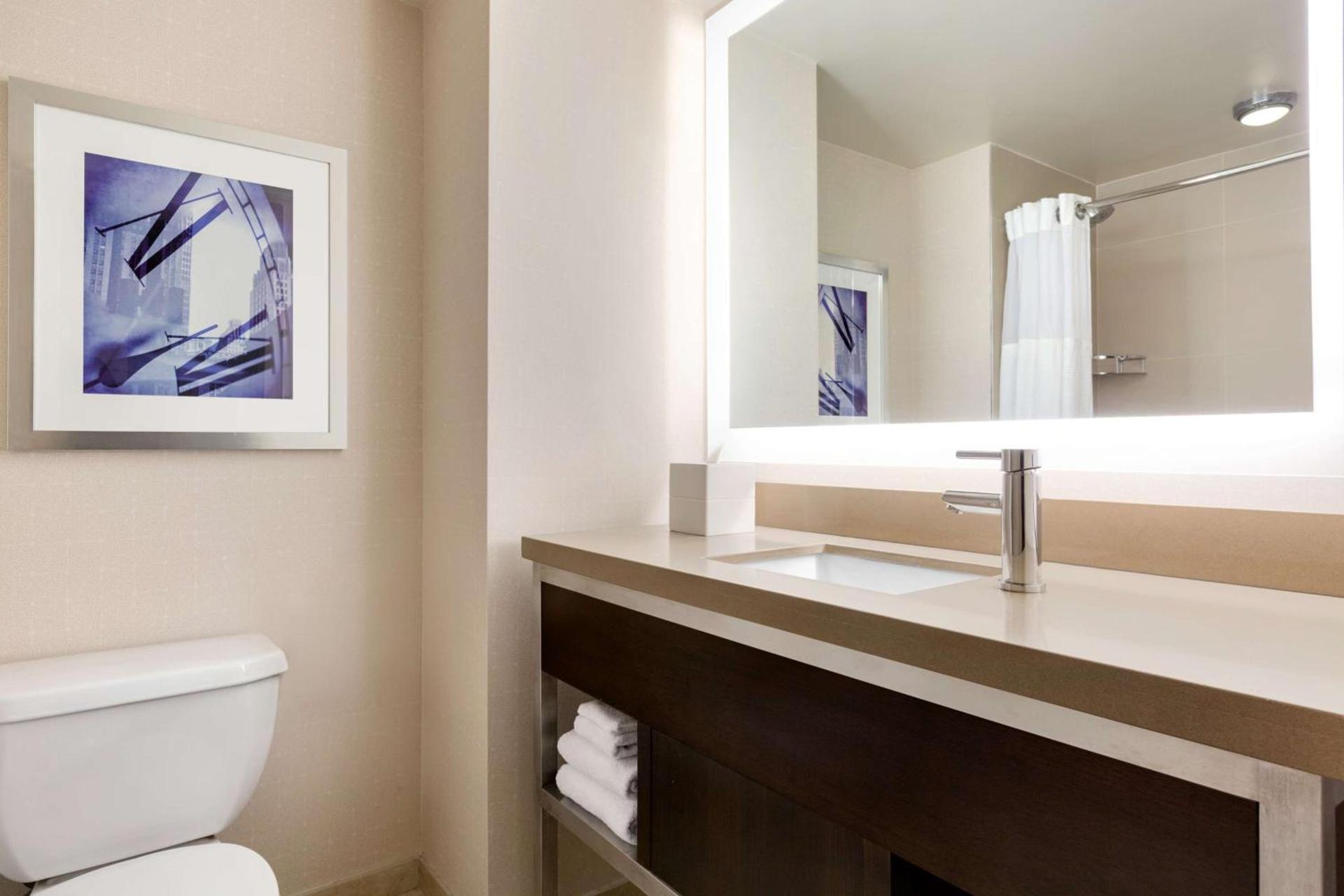 Hilton New York Times Square photo 35