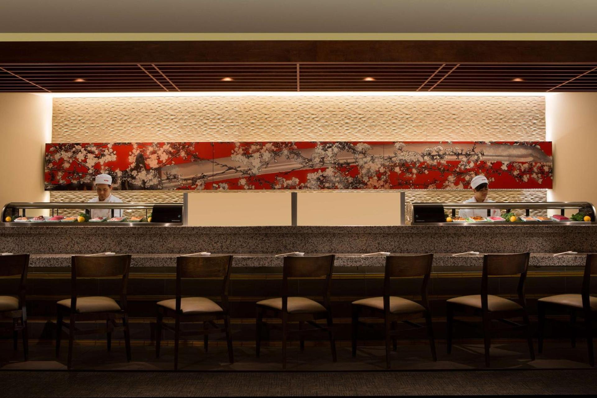 Hilton Orlando Lake Buena Vista - Disney Springs™ Area photo 11
