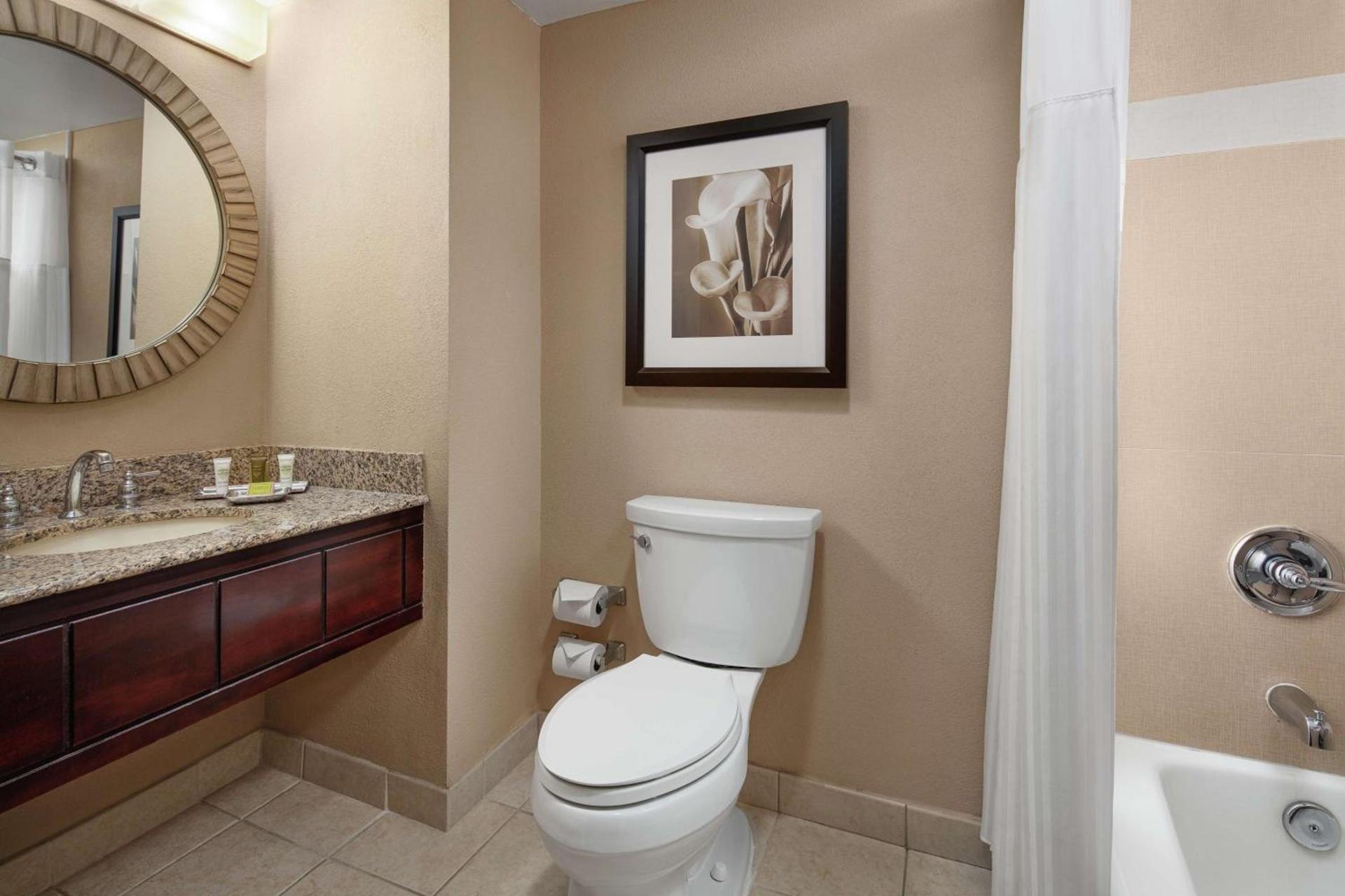 Hilton Orlando Lake Buena Vista - Disney Springs™ Area photo 20