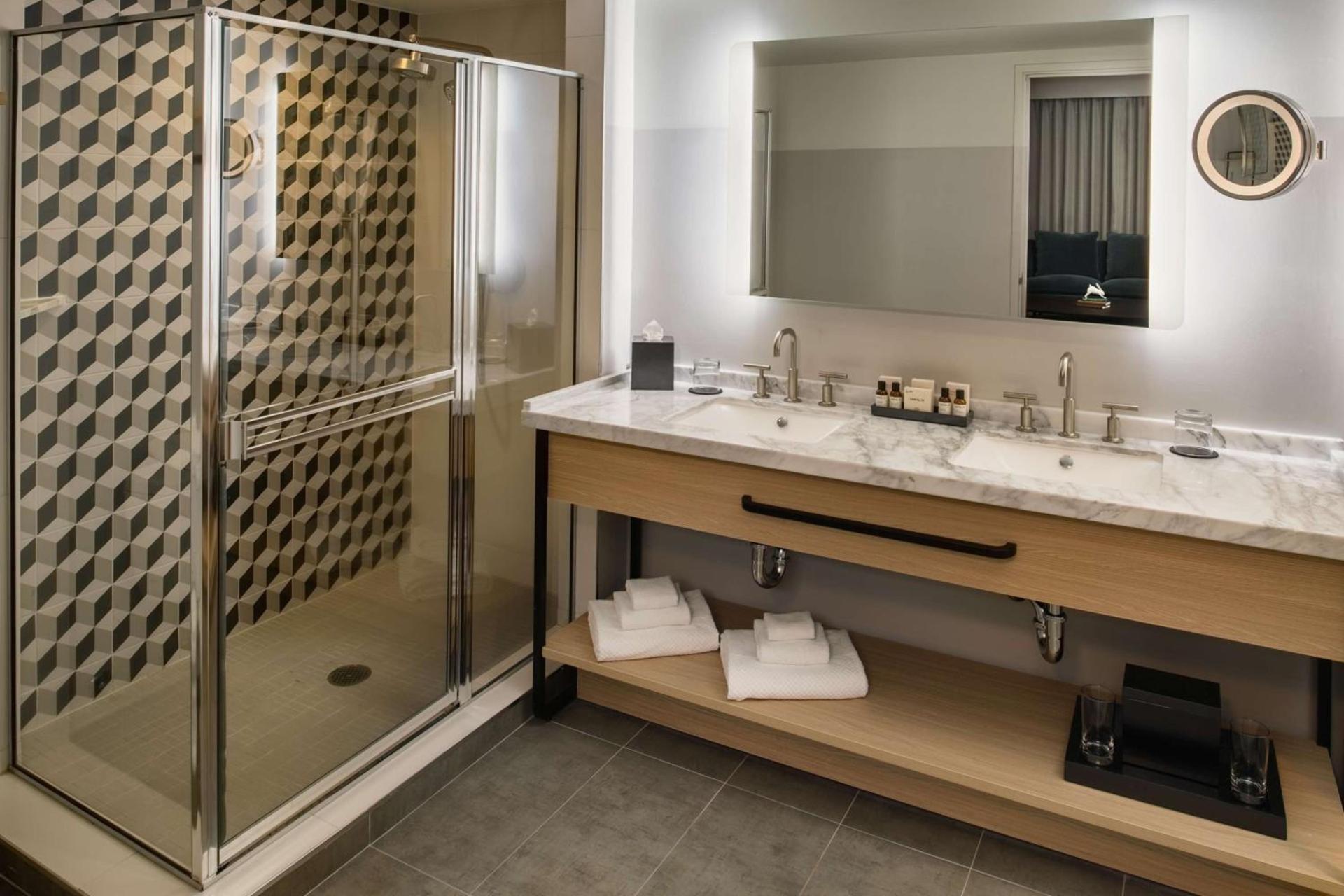 The Duniway Portland, A Hilton Hotel photo 37