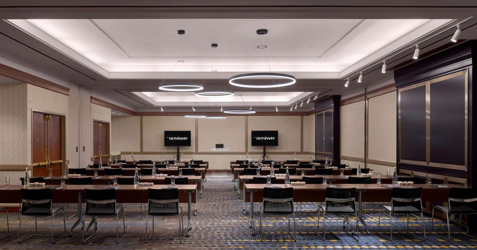 The Duniway Portland, A Hilton Hotel photo 52