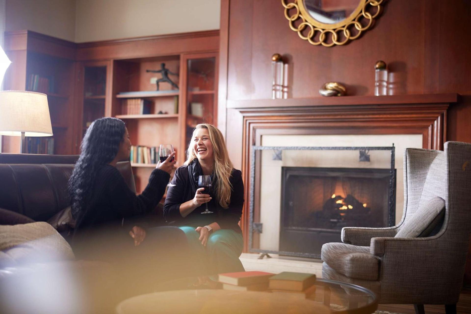 The Inn at Penn, A Hilton Hotel photo 2