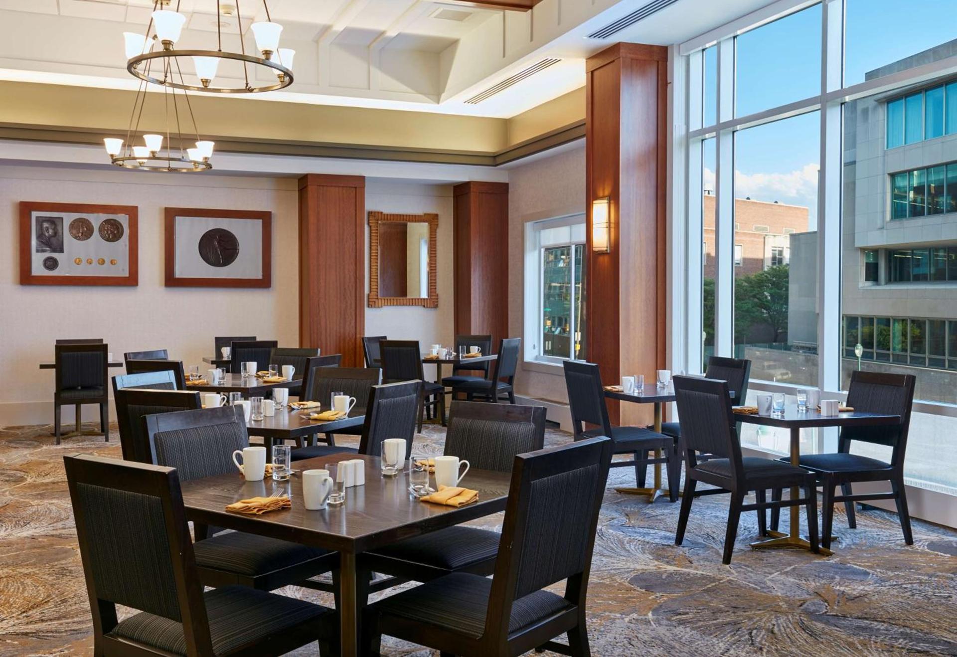 The Inn at Penn, A Hilton Hotel photo 13